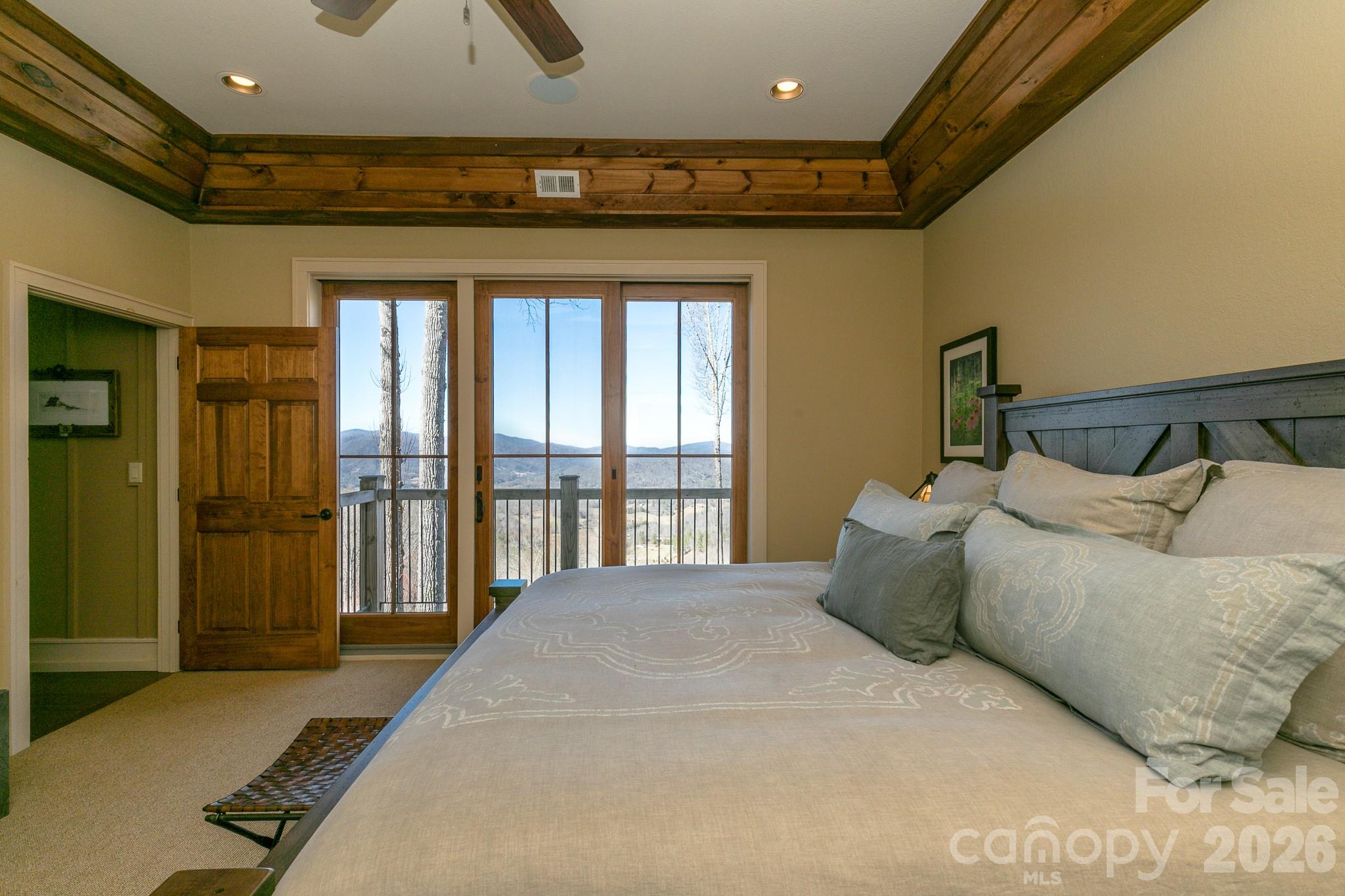 47 Creekside Way H301 Property Photo 21