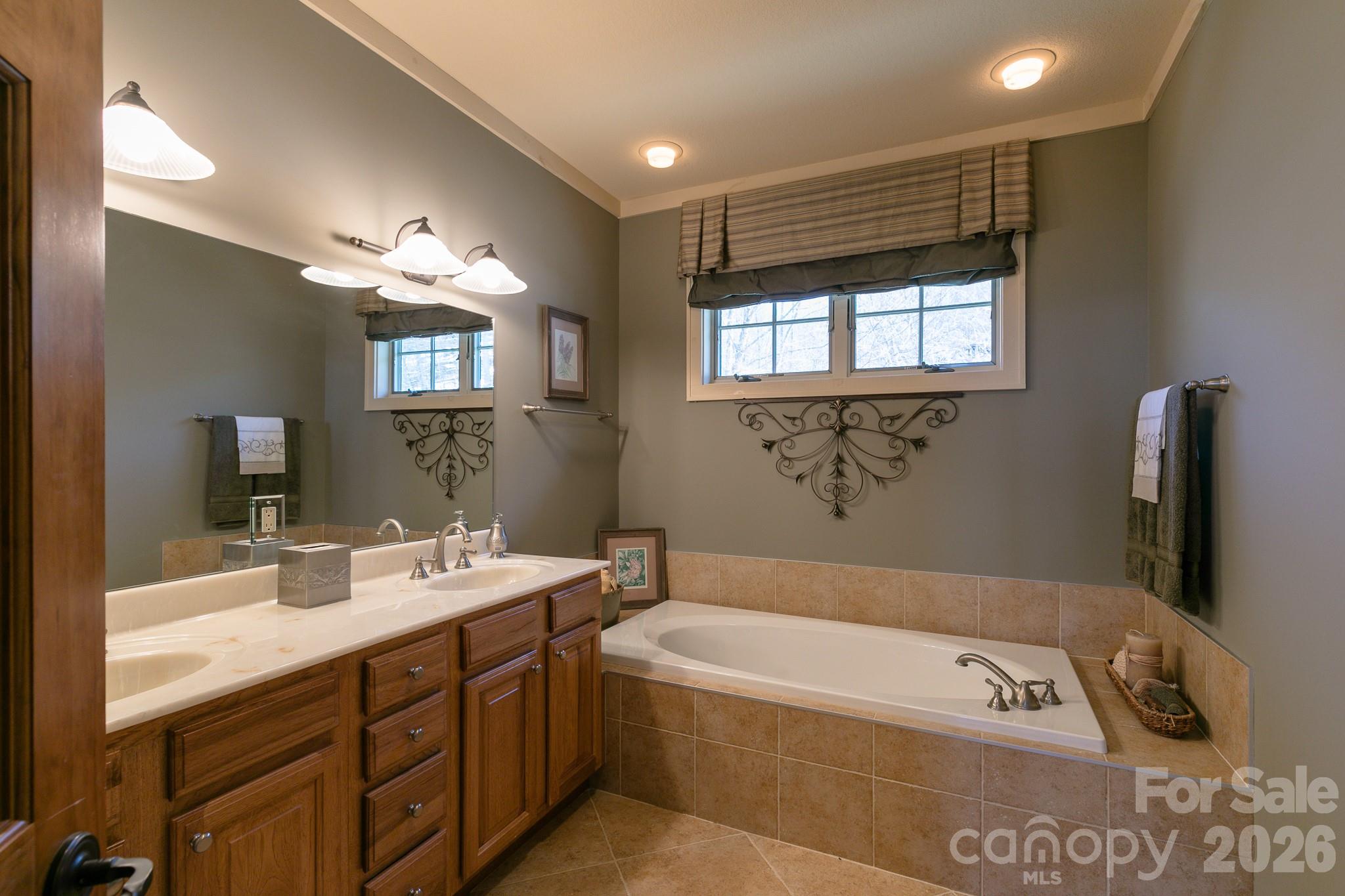 47 Creekside Way H301 Property Photo 24