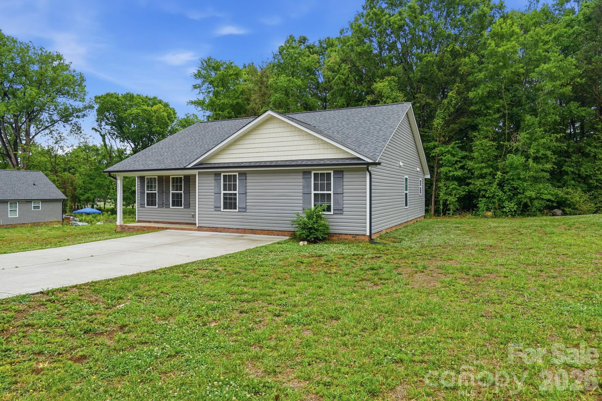 3221 Roberta Road Property Photo 2