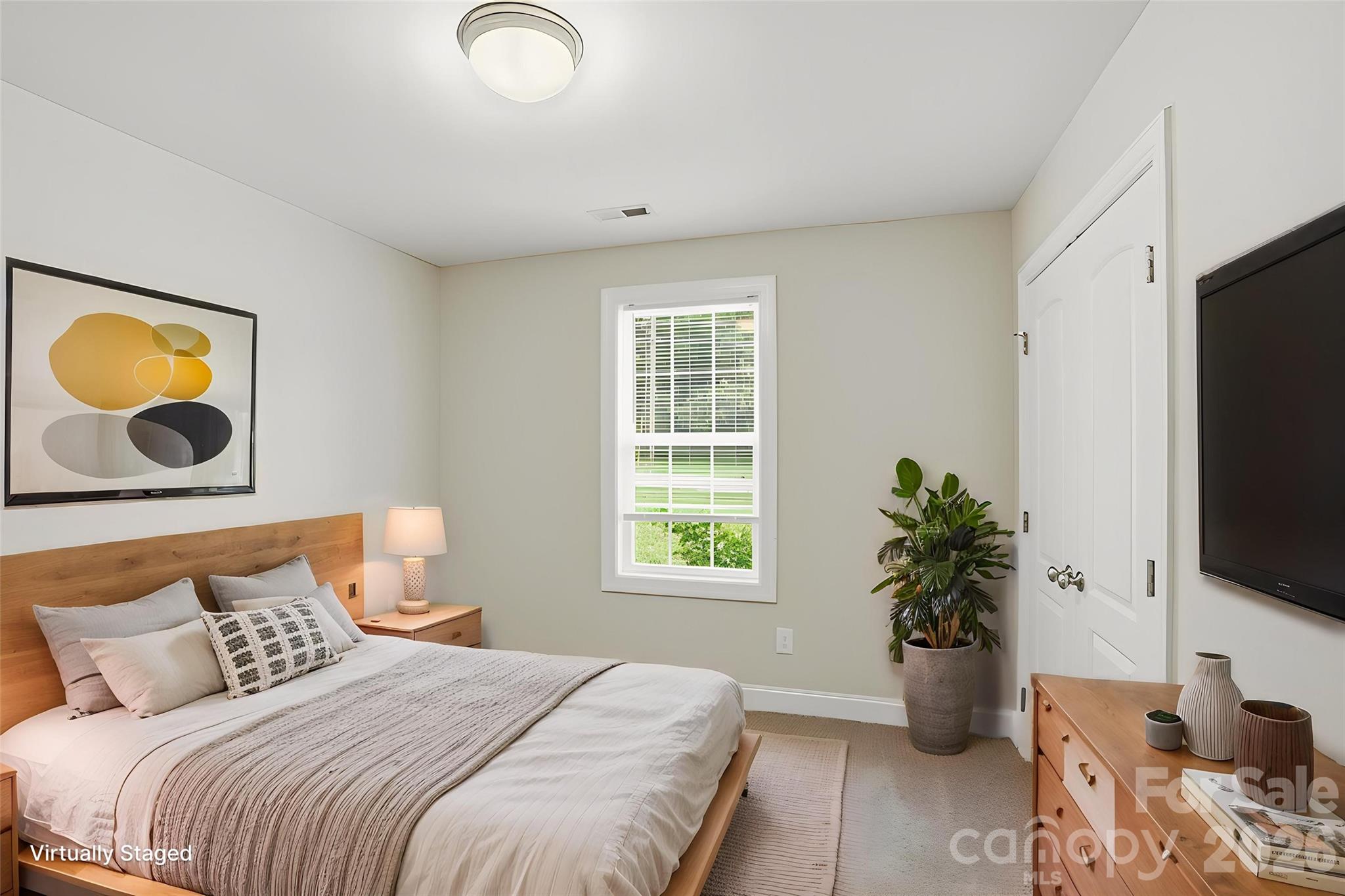 3221 Roberta Road Property Photo 8