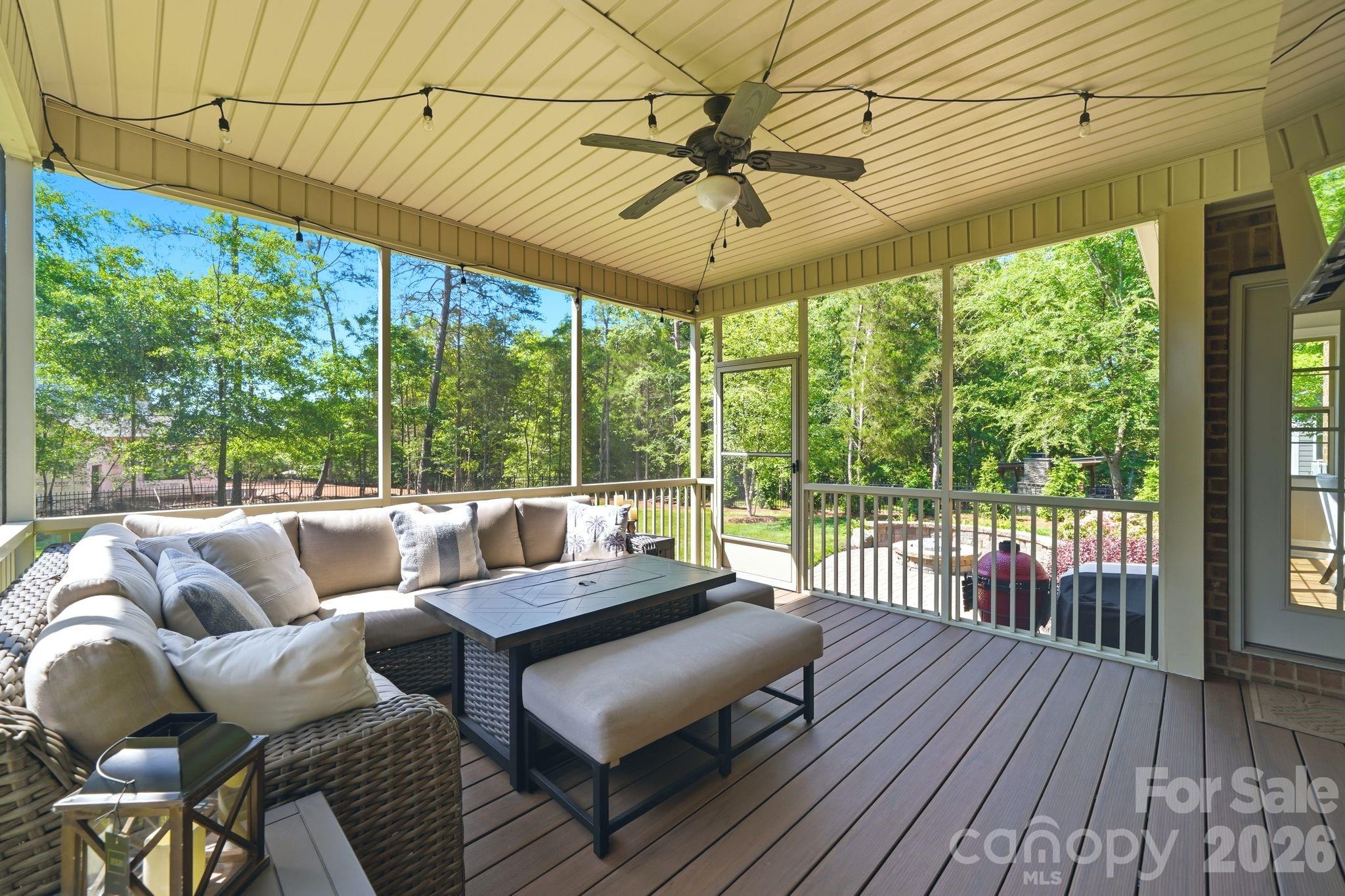 3060 Feathers Drive Property Photo 4