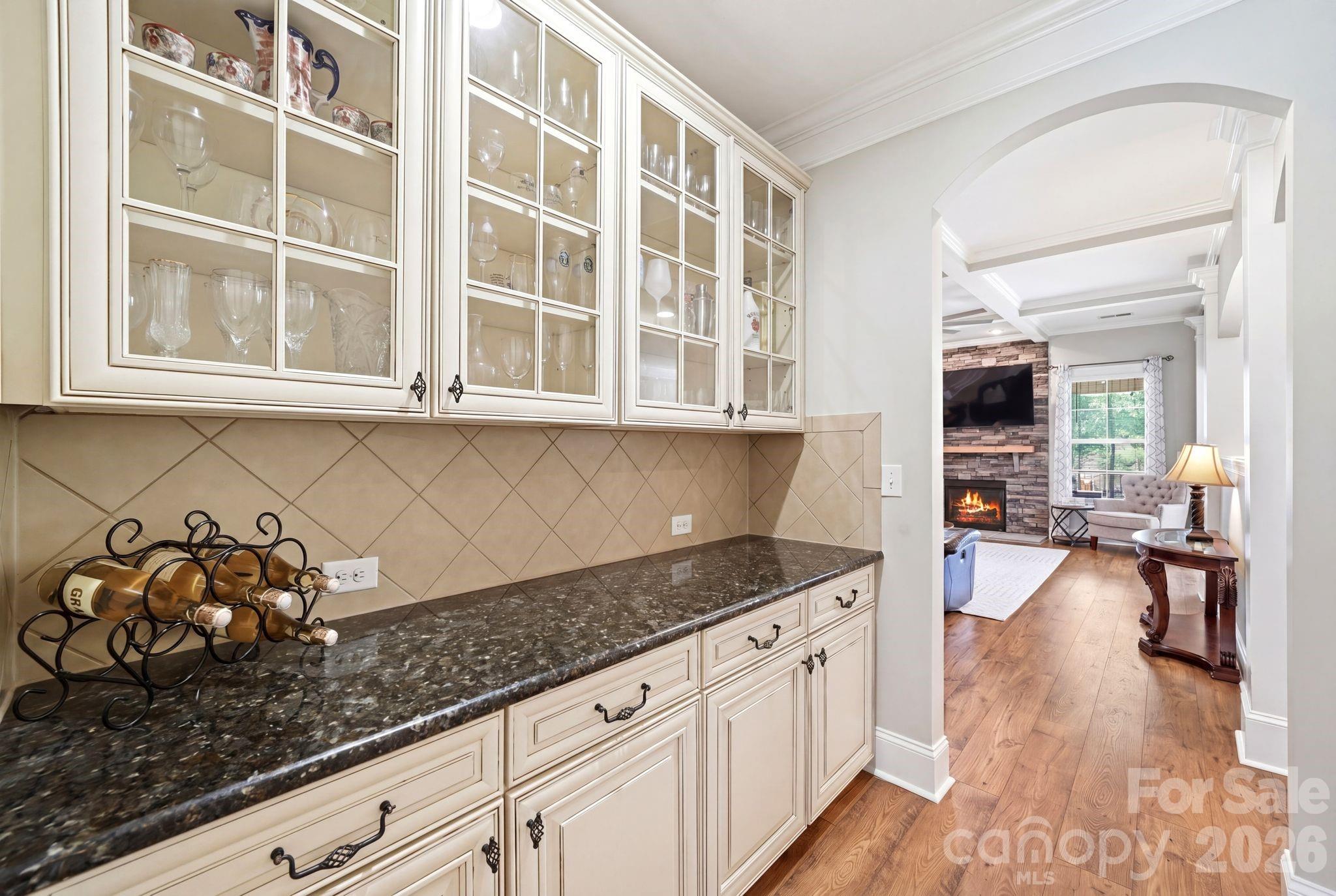 3060 Feathers Drive Property Photo 12