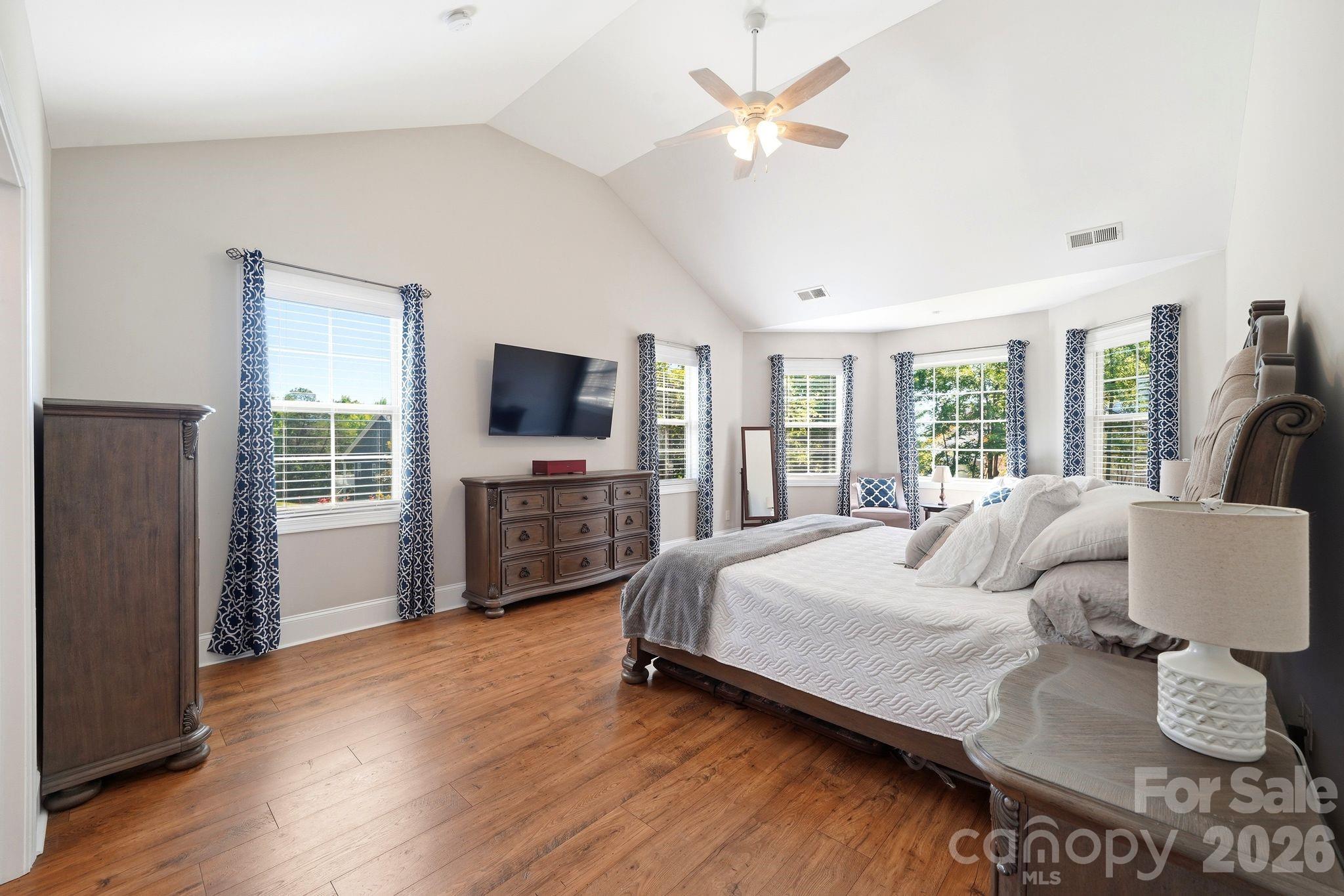 3060 Feathers Drive Property Photo 18