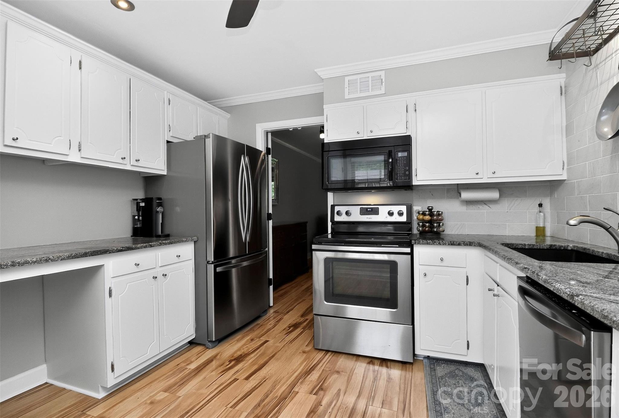 4611 Hedgemore Drive C Property Photo 7