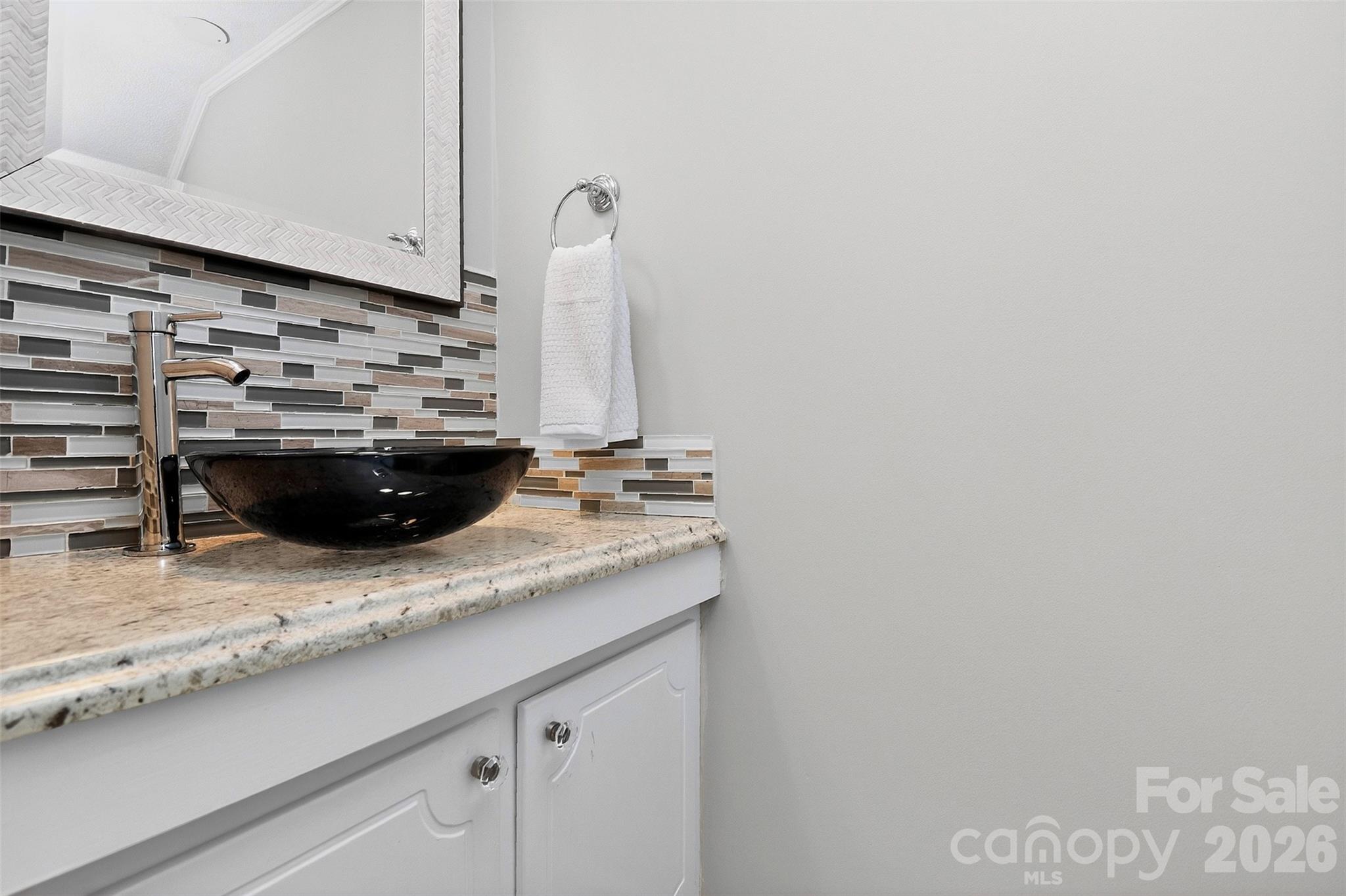 4611 Hedgemore Drive C Property Photo 22