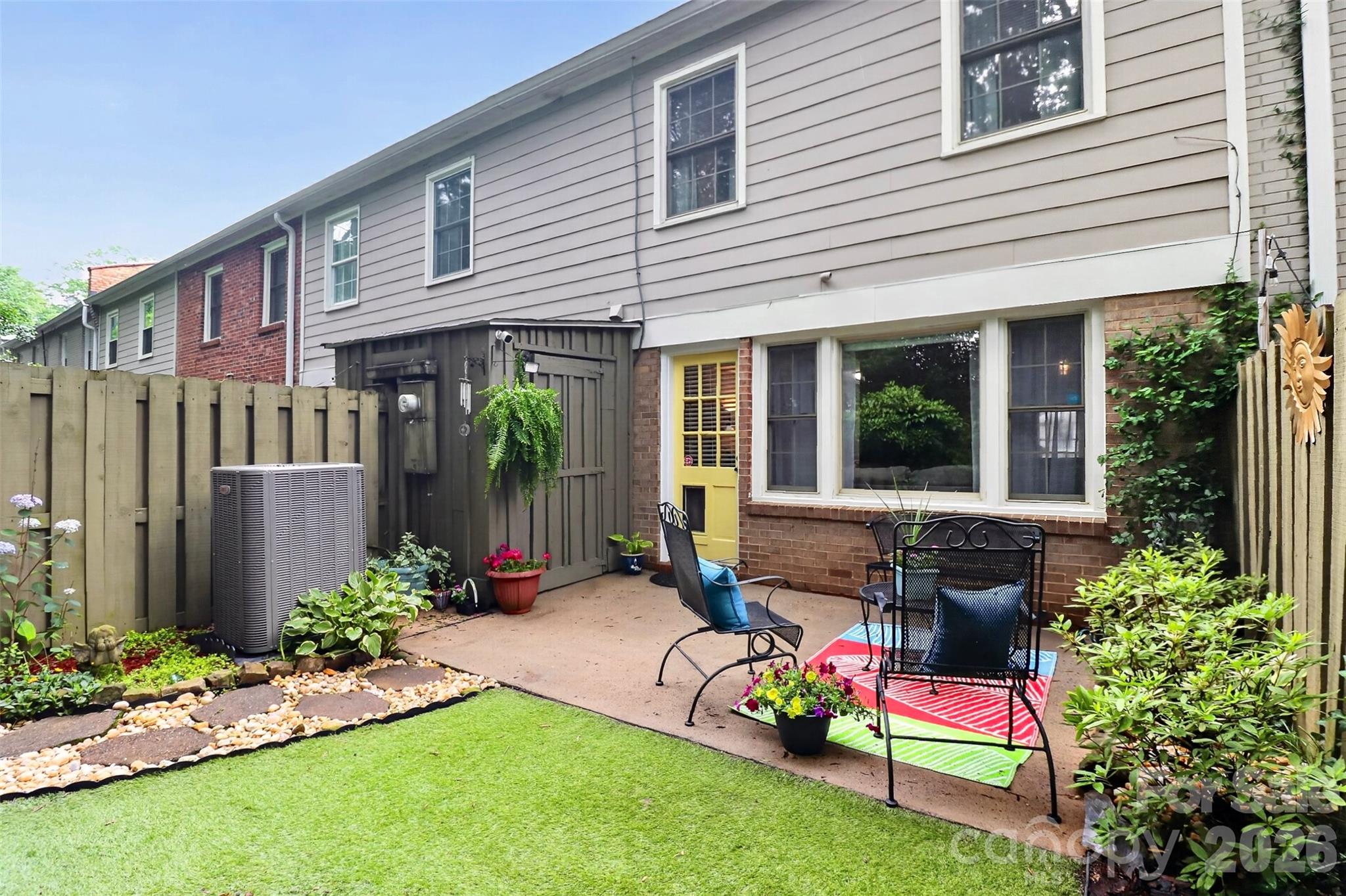 4611 Hedgemore Drive C Property Photo 33