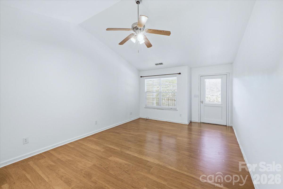 6552 Quarterbridge Lane Property Photo 6