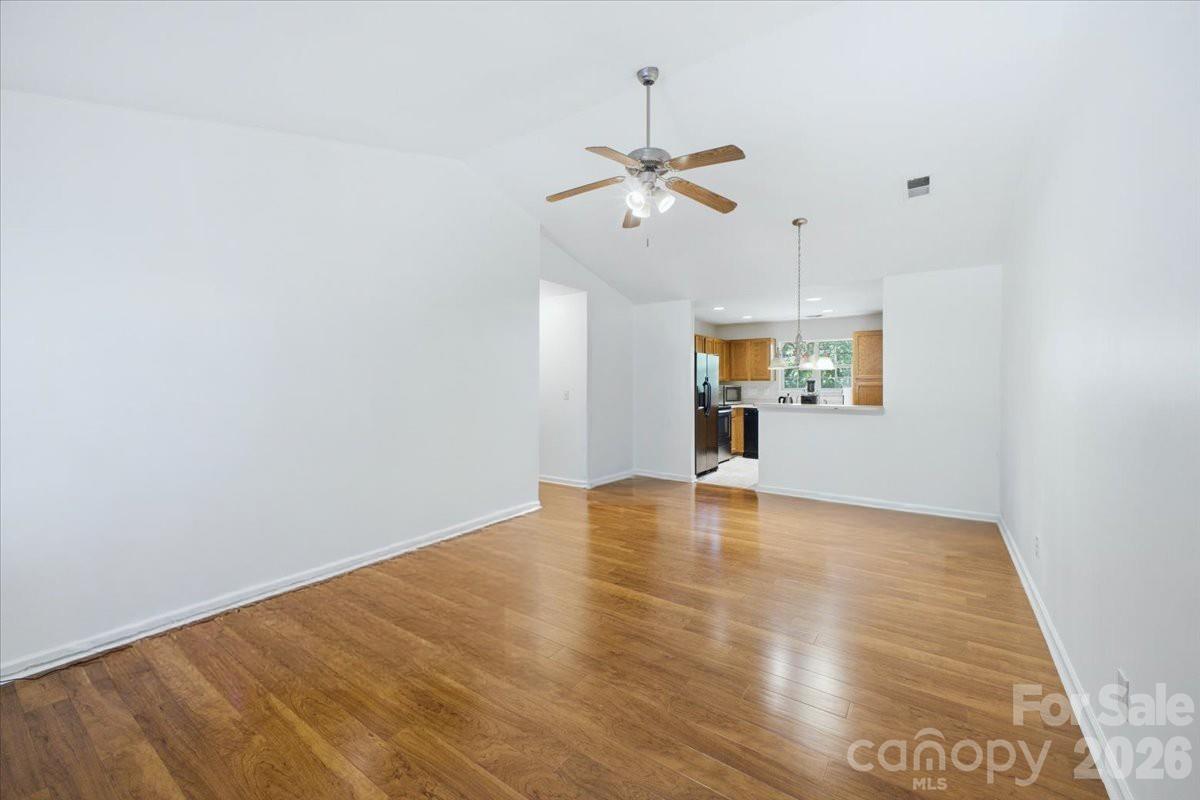 6552 Quarterbridge Lane Property Photo 11