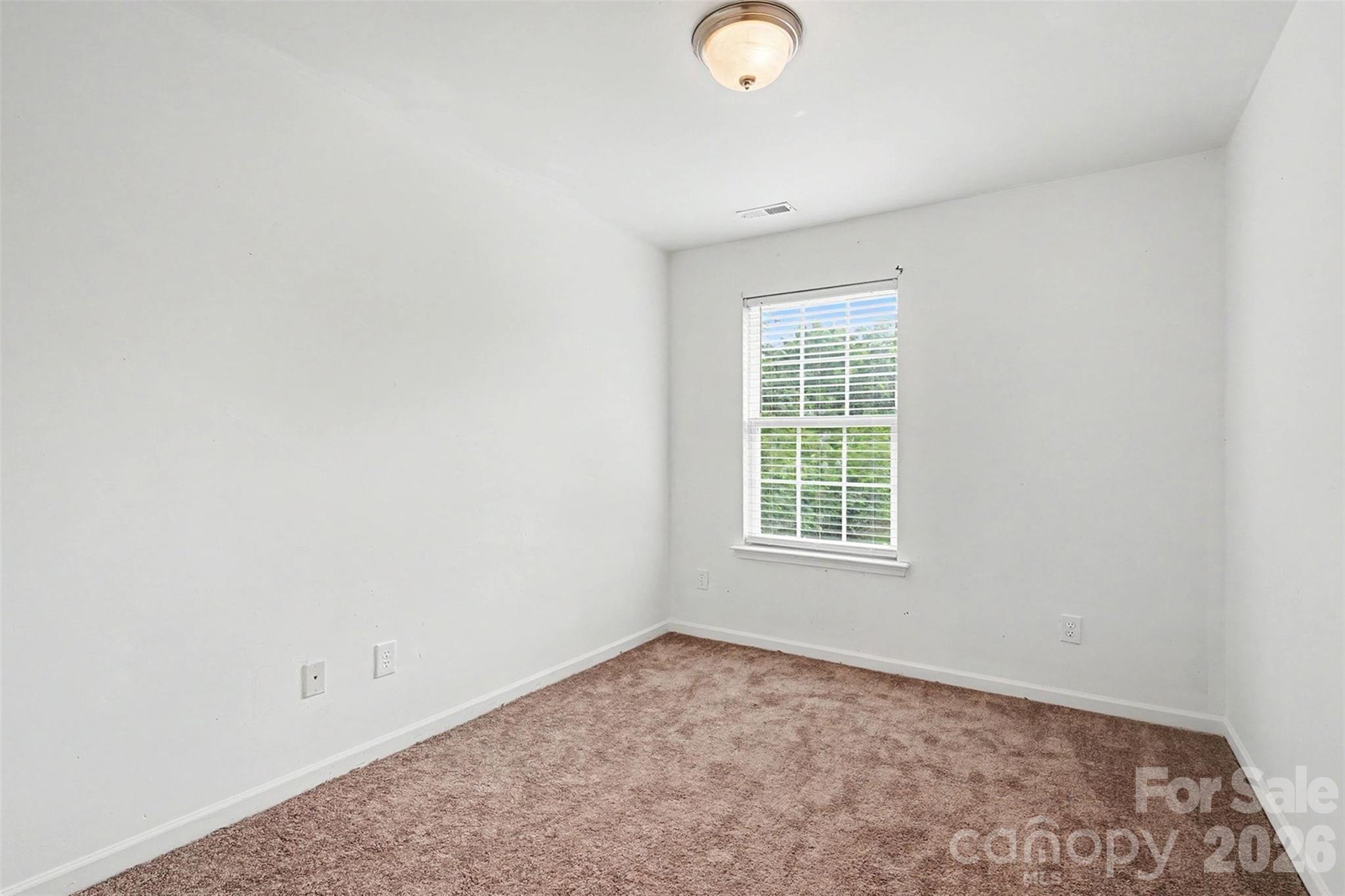 7514 Abigail Glen Drive Property Photo 12
