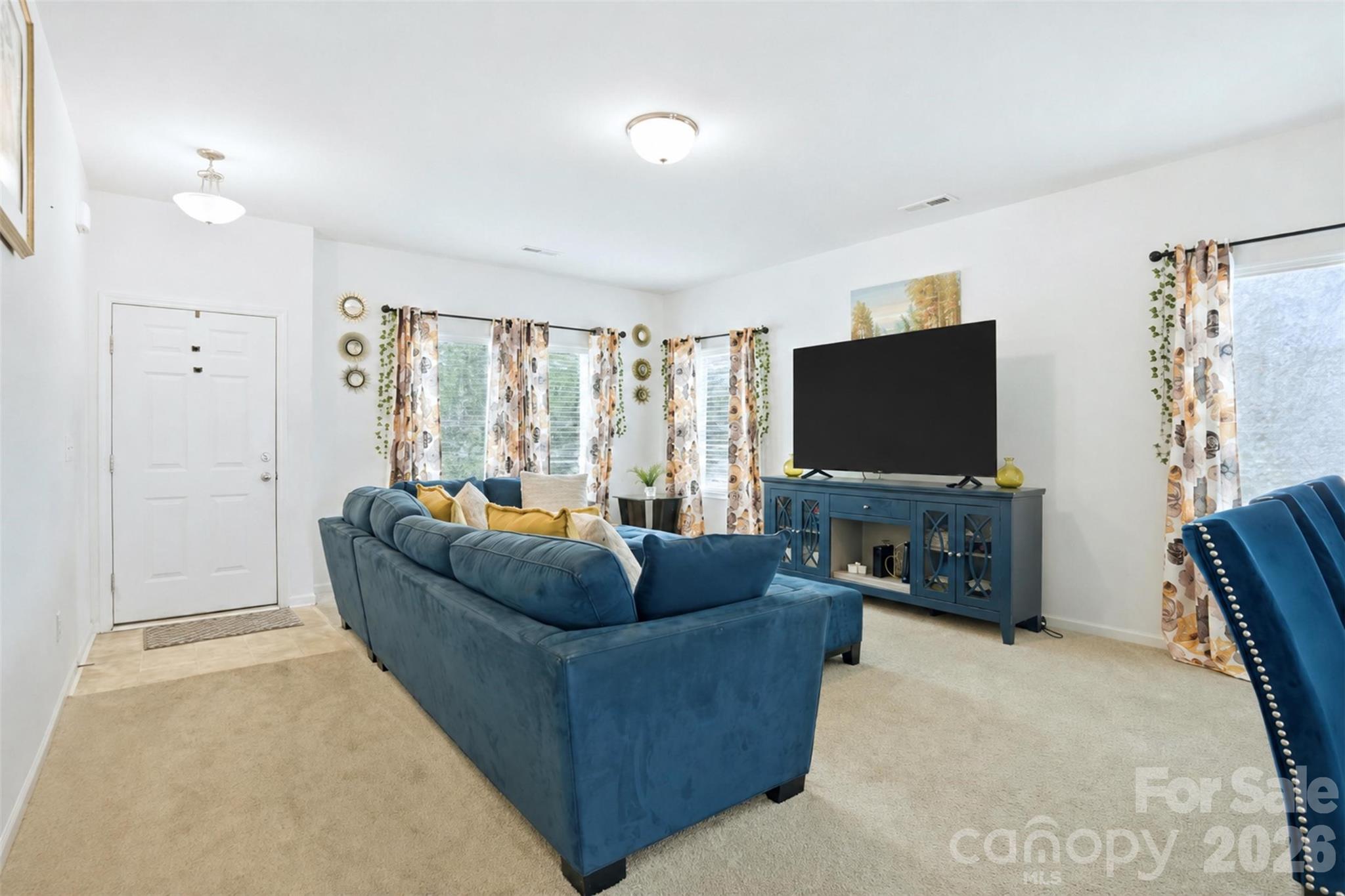 111 Buoy Lane Property Photo 6