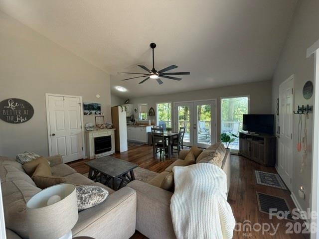 240 Skyline Drive Property Photo 6