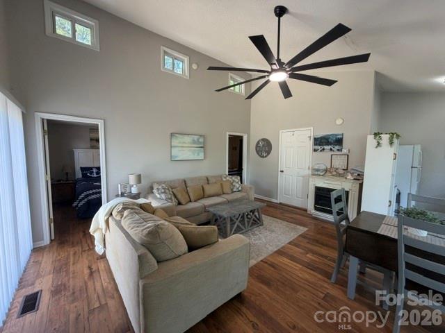 240 Skyline Drive Property Photo 8