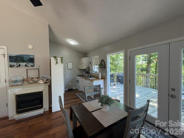 240 Skyline Drive Property Photo 10