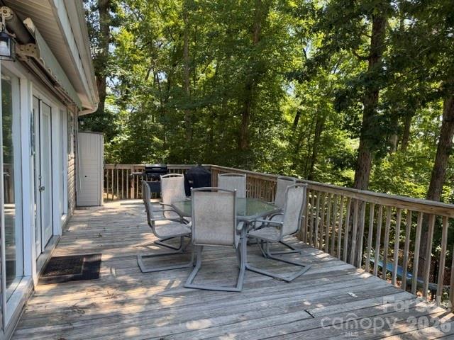 240 Skyline Drive Property Photo 14