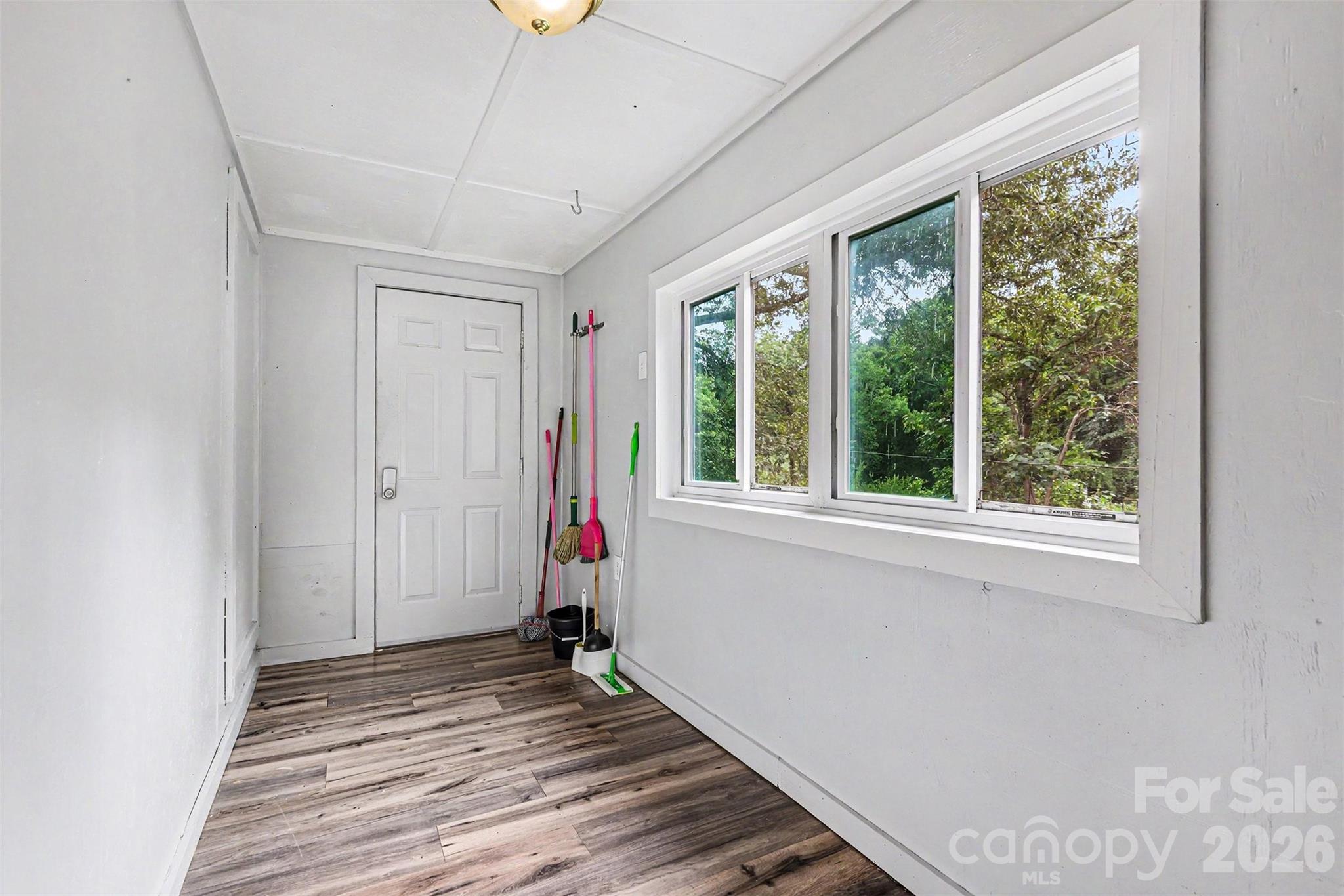 58 Poplar Street Property Photo 43