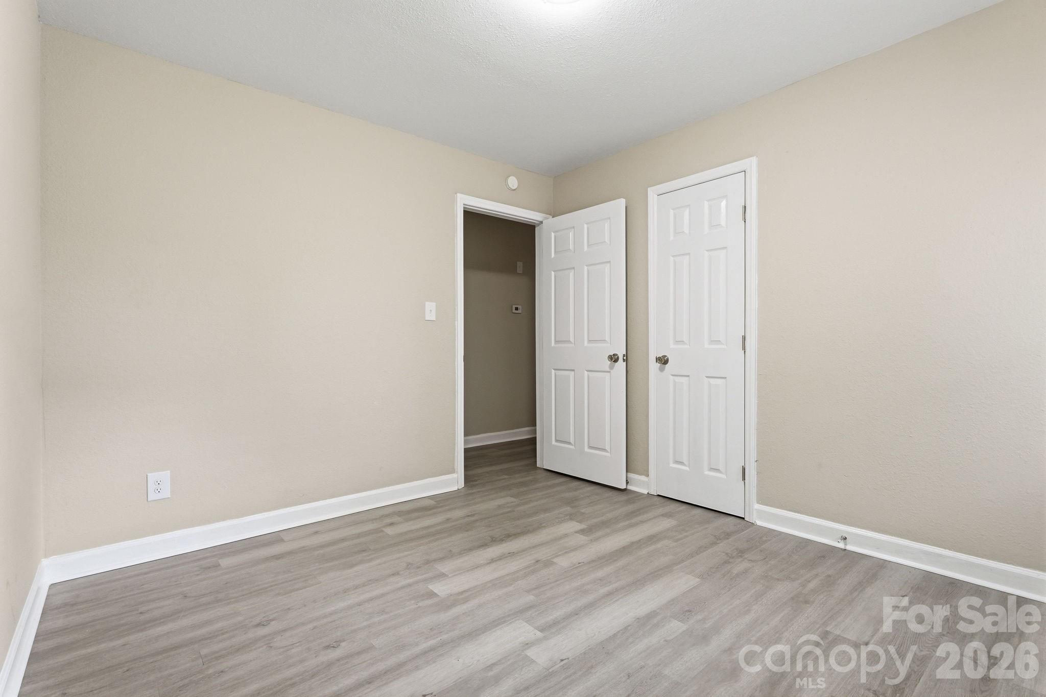 810 Echo Glen Road Property Photo 6