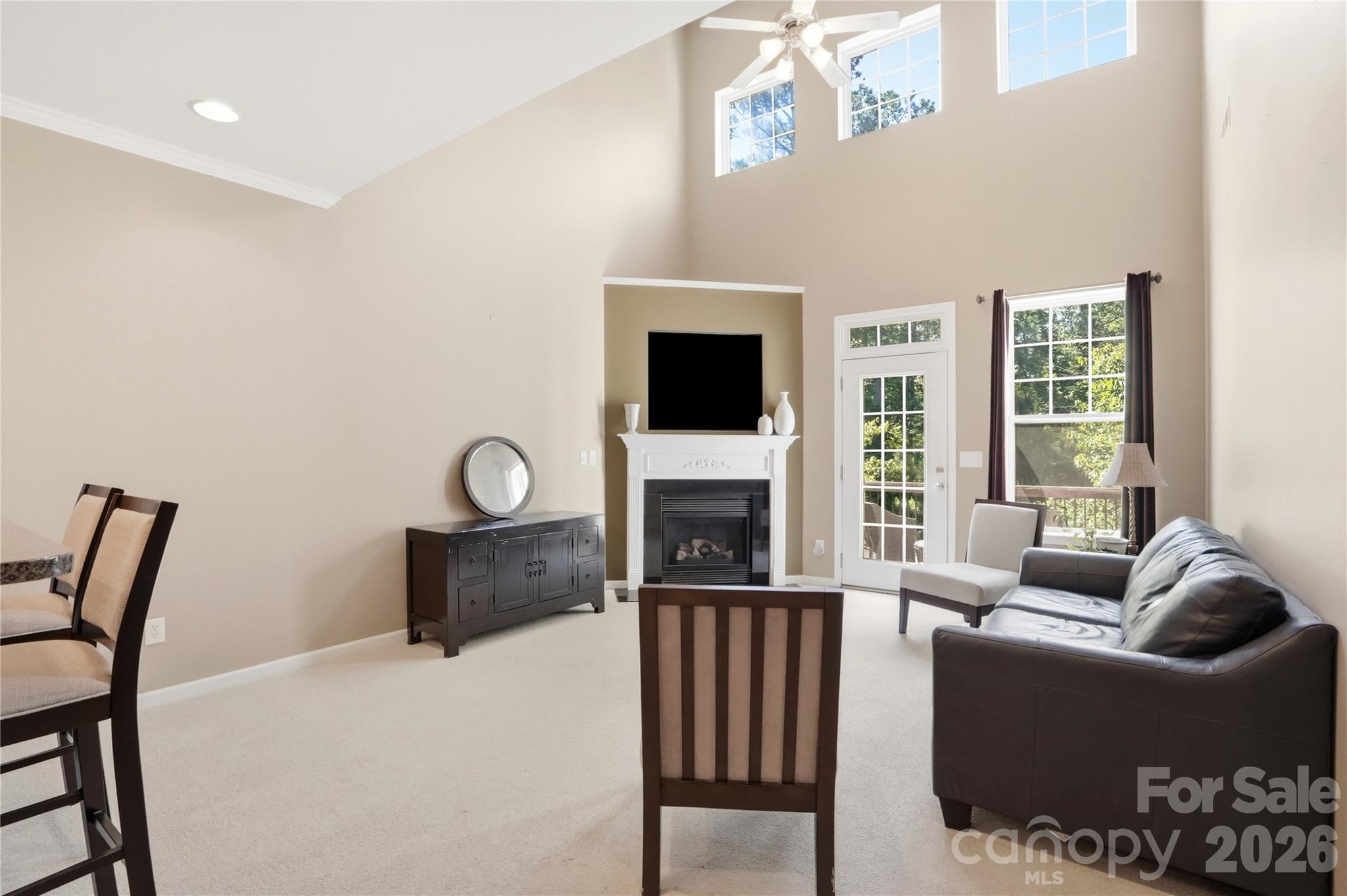 2084 Calloway Pines Drive Property Photo 9