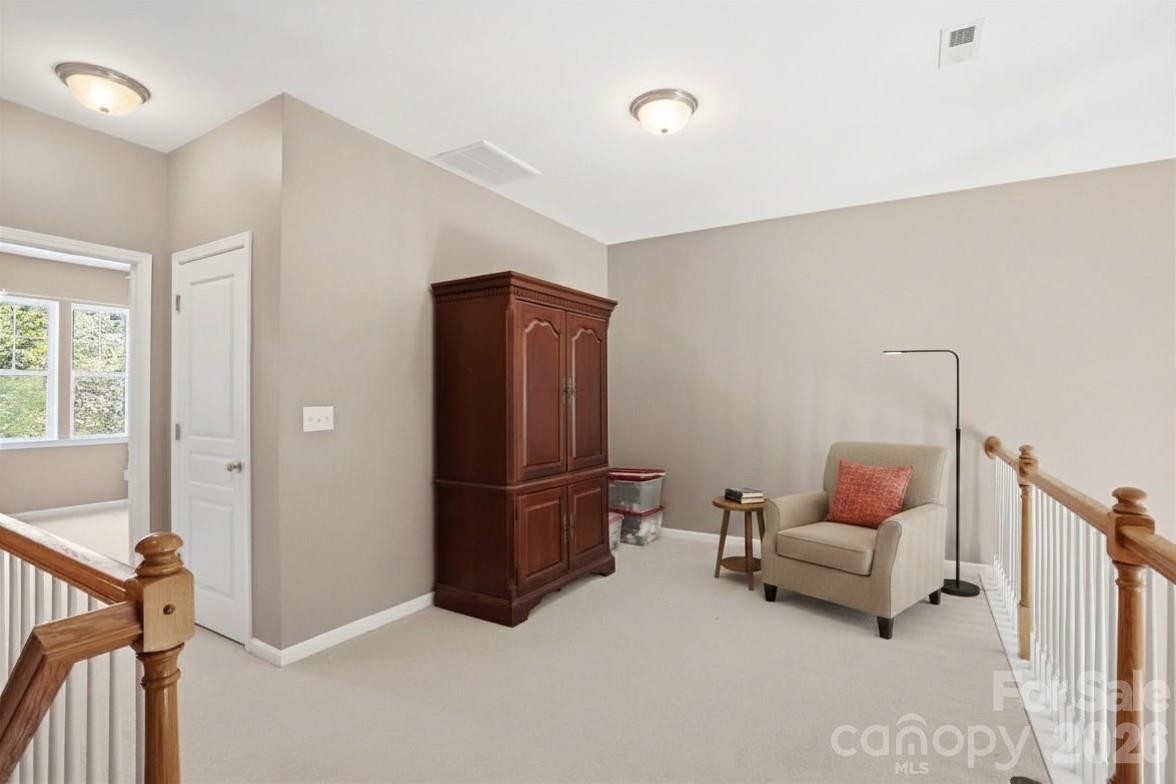 2084 Calloway Pines Drive Property Photo 21