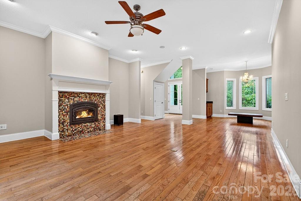 94 Oak Hollow Drive Property Photo 11
