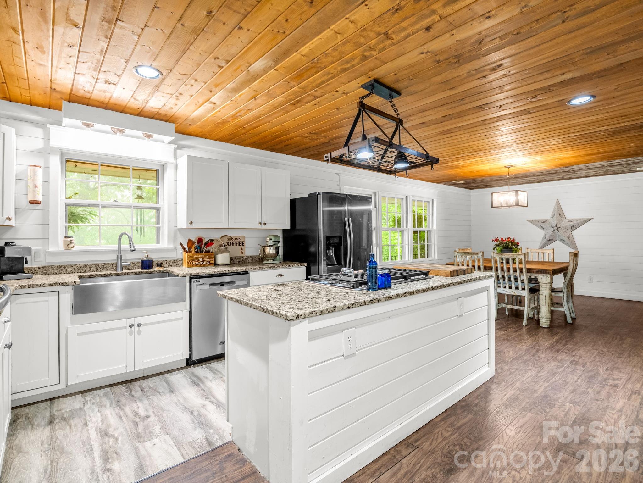 679 Solomon Jones Road Property Photo 2