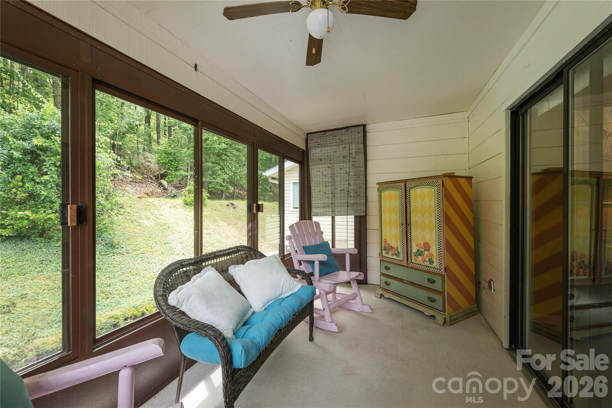 580 Britton Creek Drive Property Photo 9