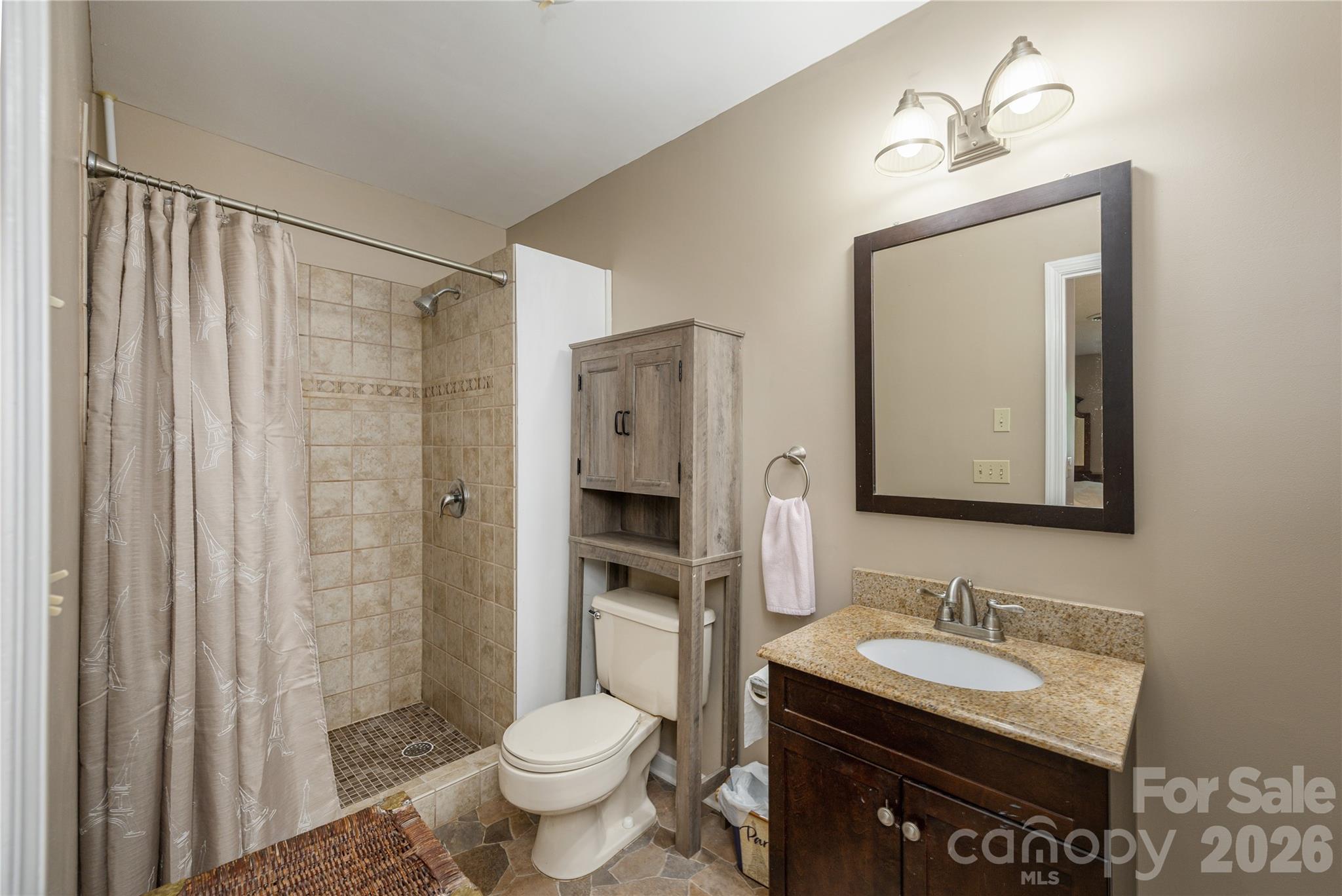 580 Britton Creek Drive Property Photo 22