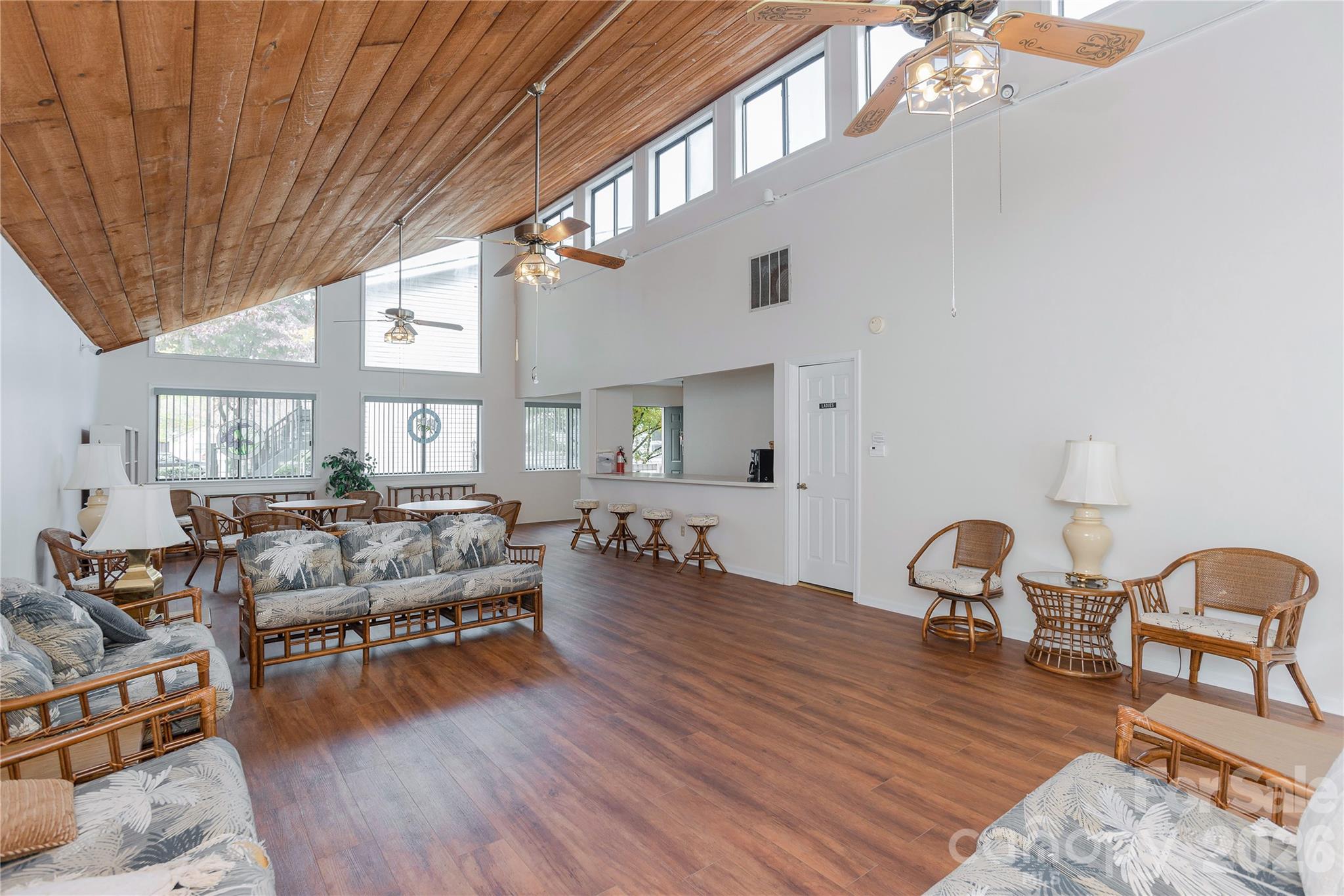 580 Britton Creek Drive Property Photo 30