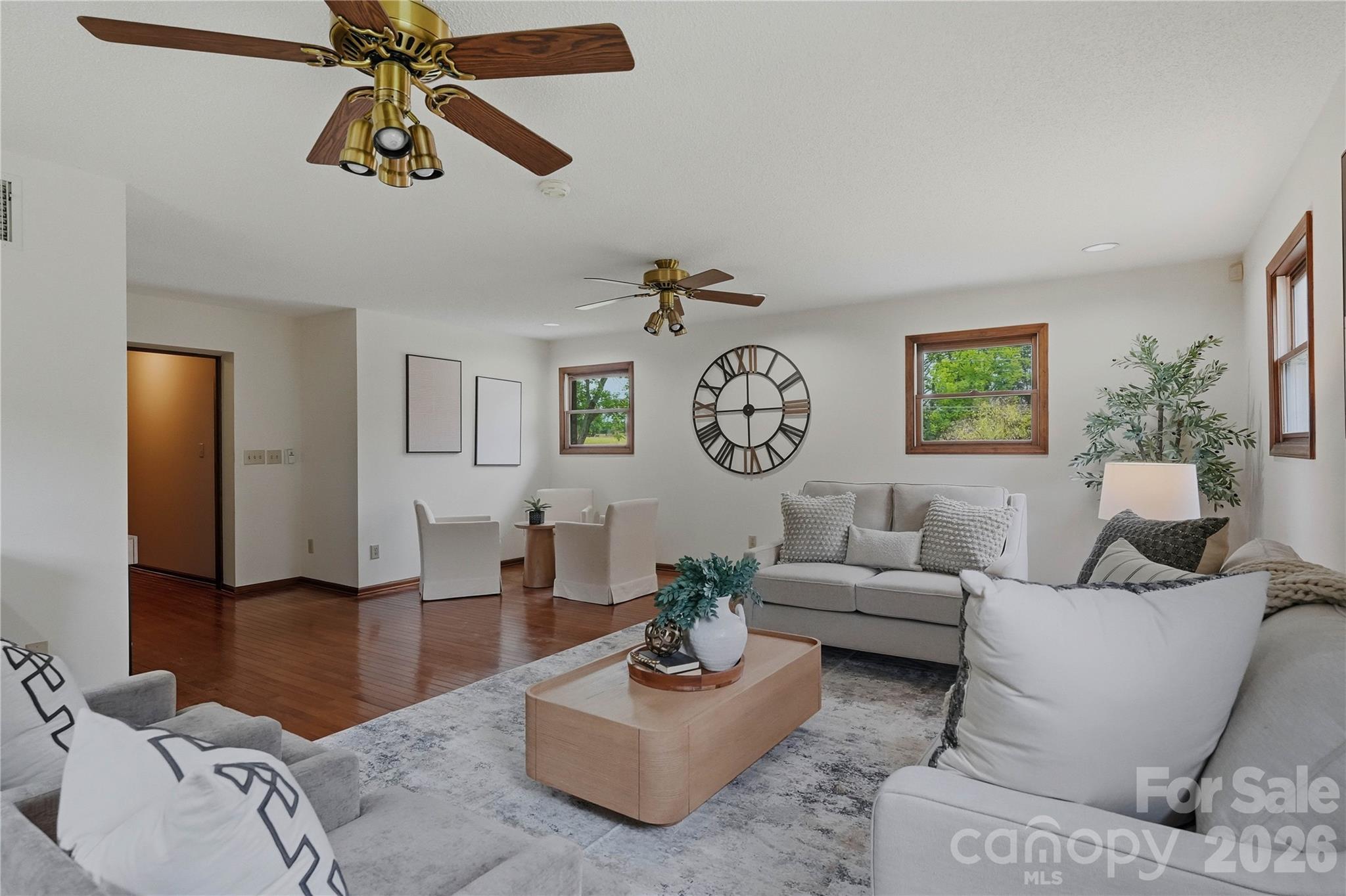 5303 Rogers Road Property Photo 4