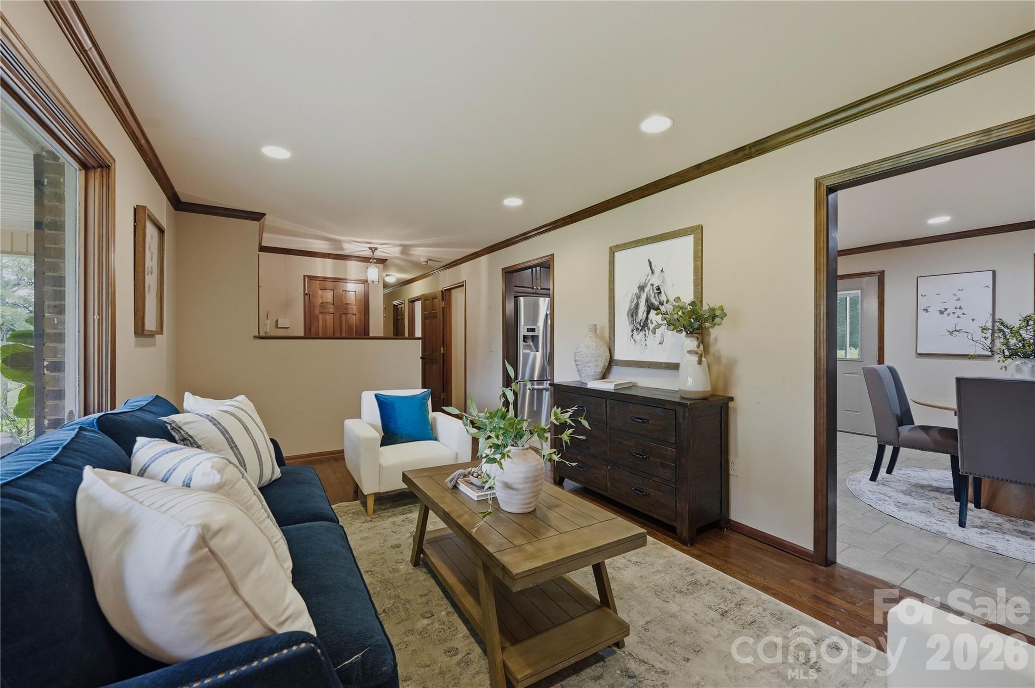 5303 Rogers Road Property Photo 9