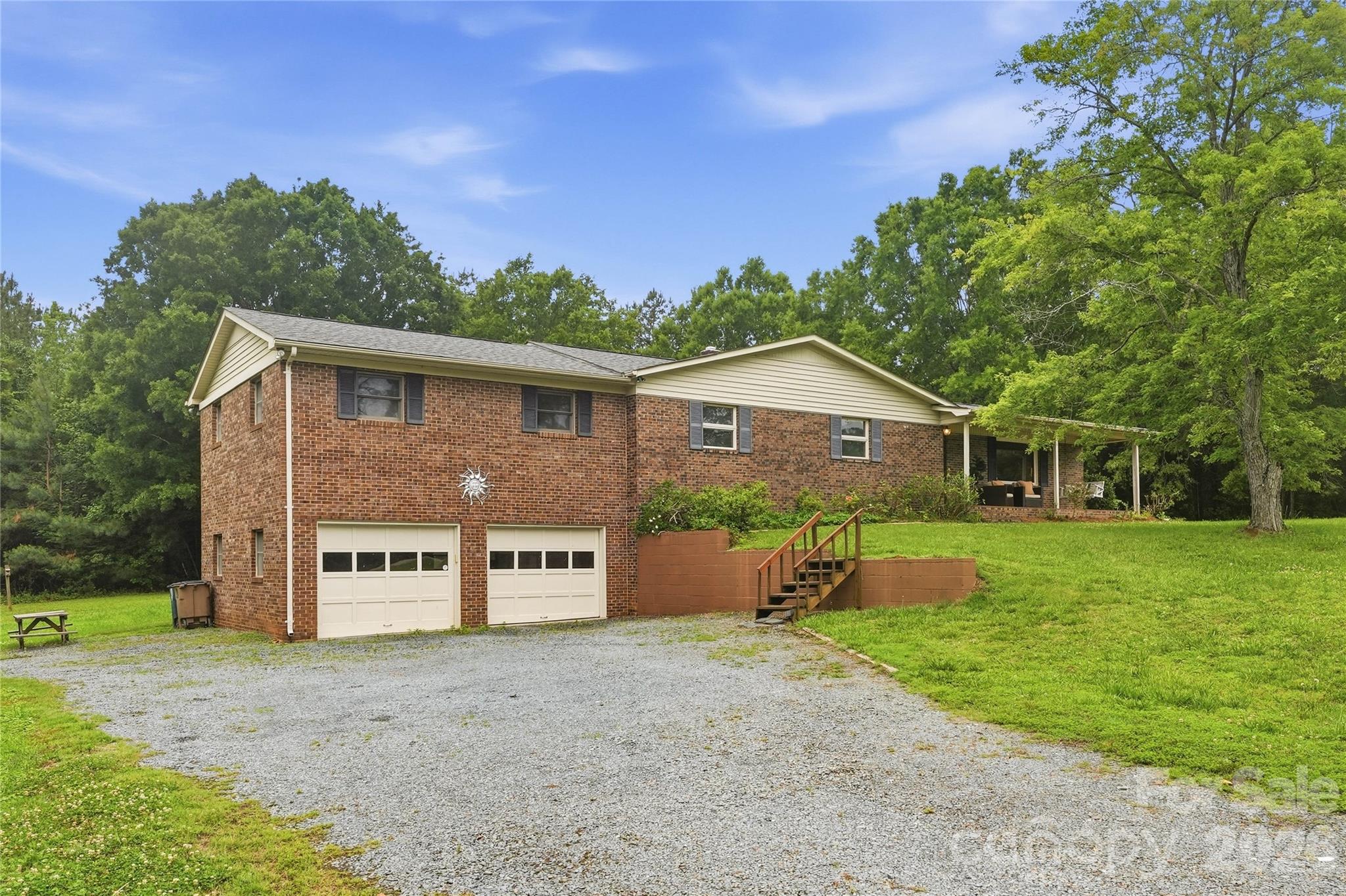5303 Rogers Road Property Photo 15