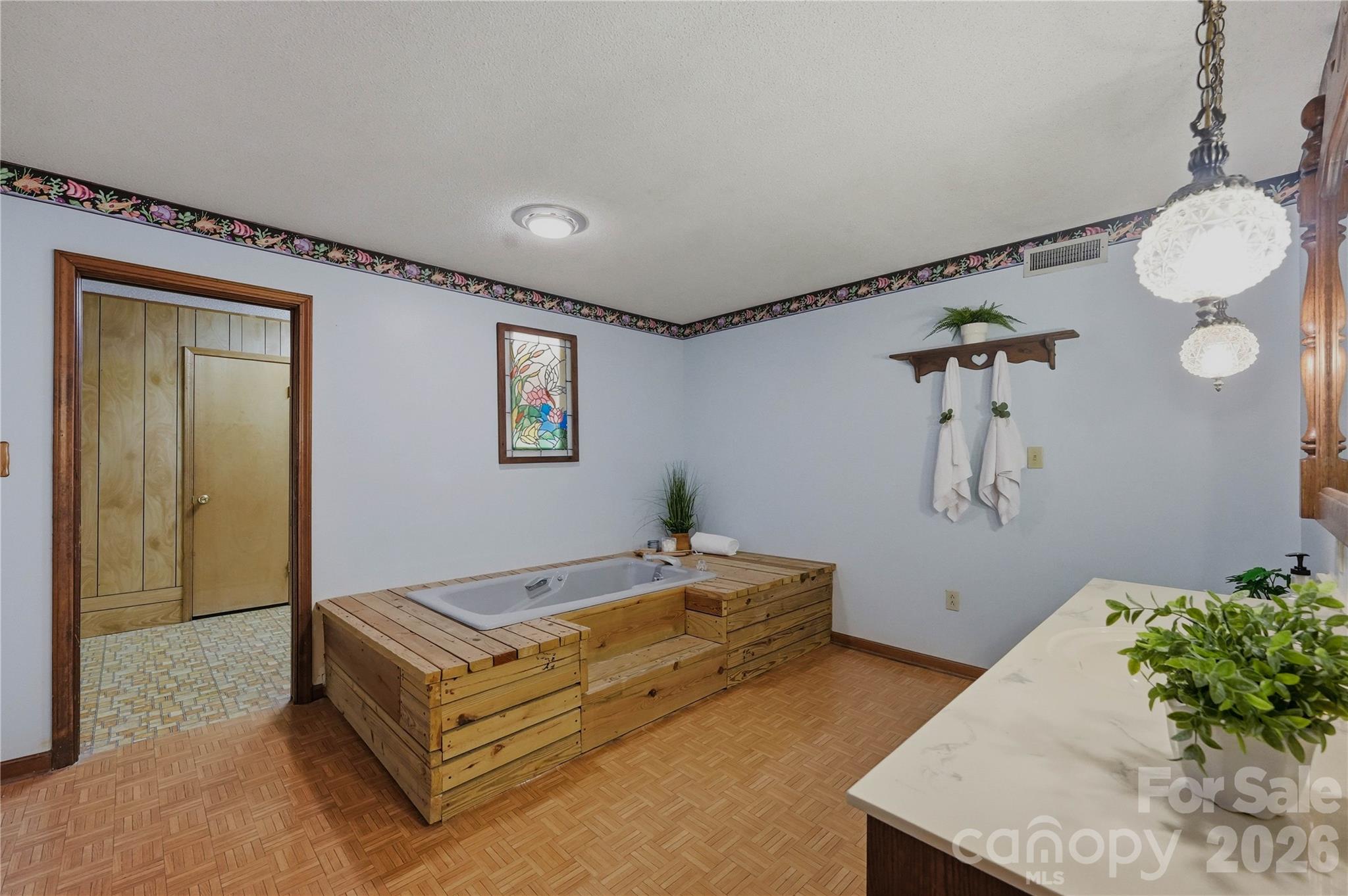 5303 Rogers Road Property Photo 33