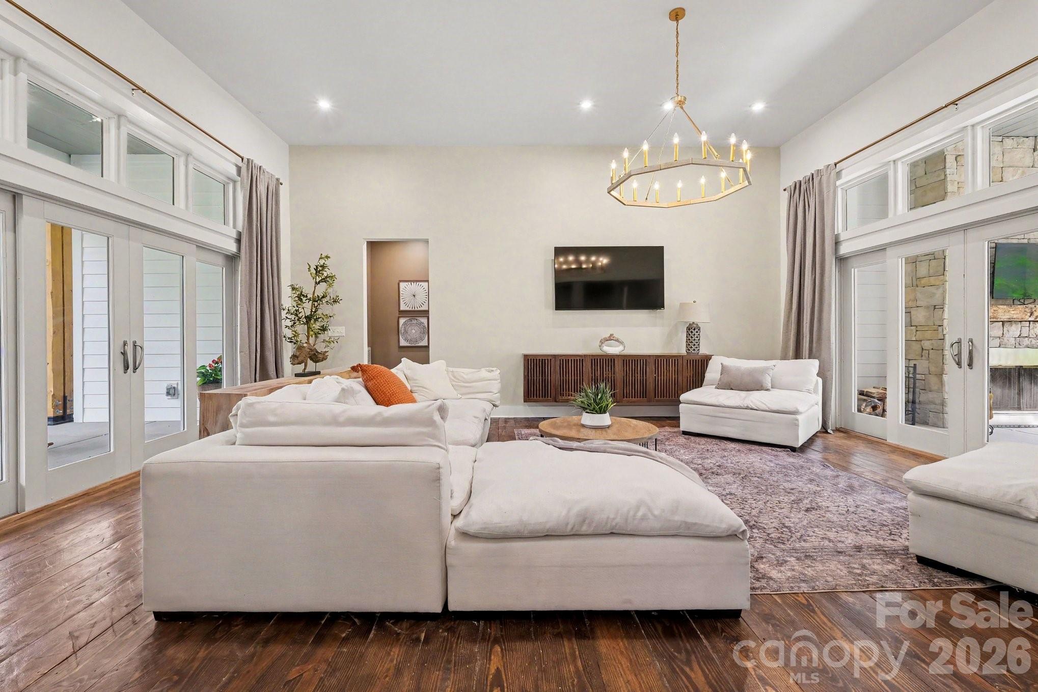 3401 Sherman Drive Property Photo 10