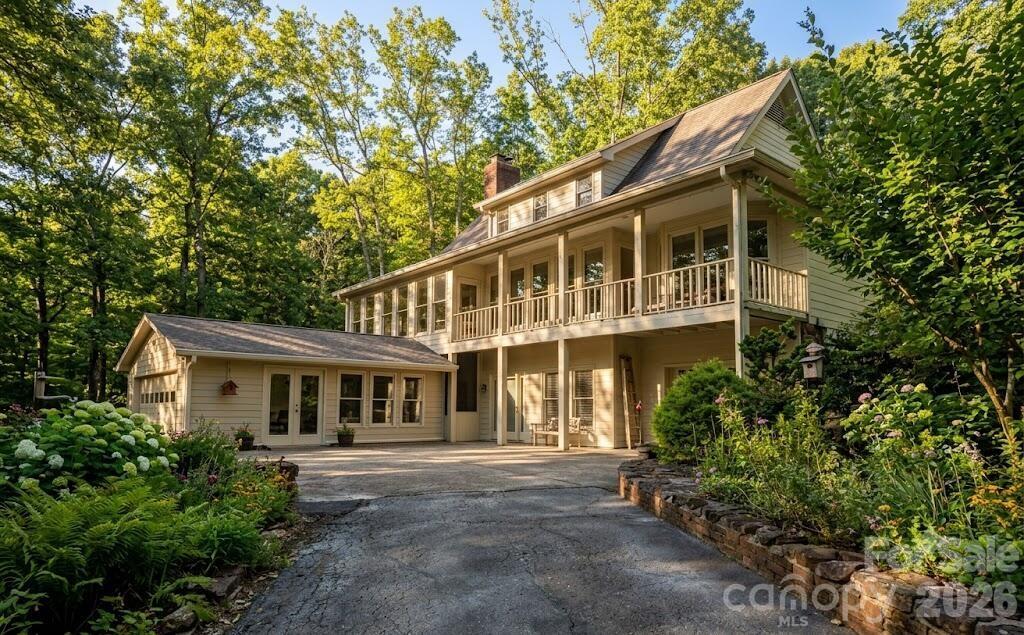675 Fox Run Lane Property Photo 1