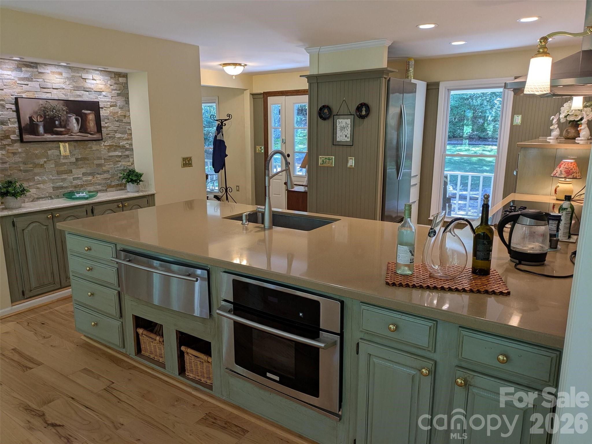 675 Fox Run Lane Property Photo 7