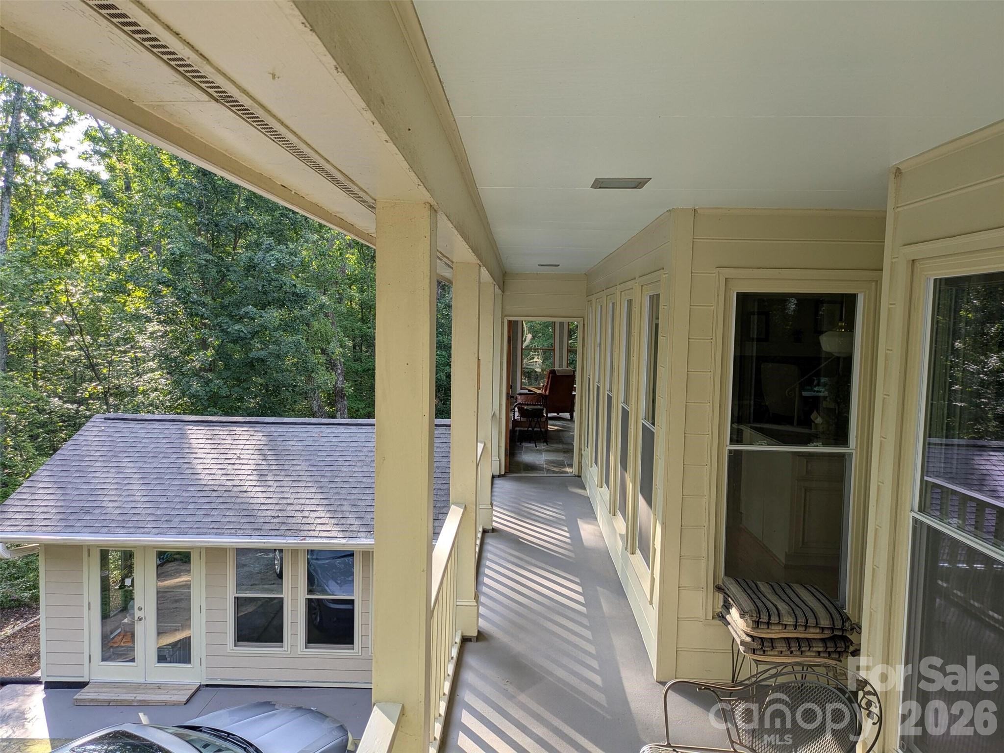 675 Fox Run Lane Property Photo 25