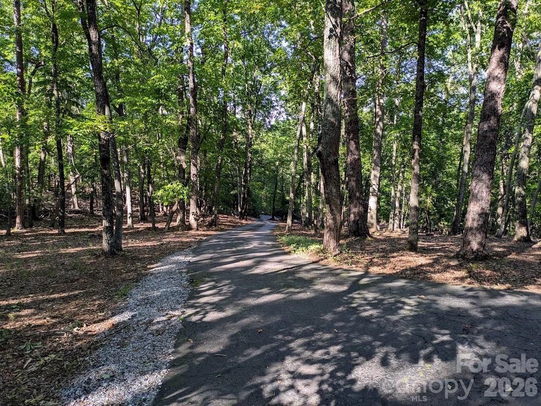 675 Fox Run Lane Property Photo 34