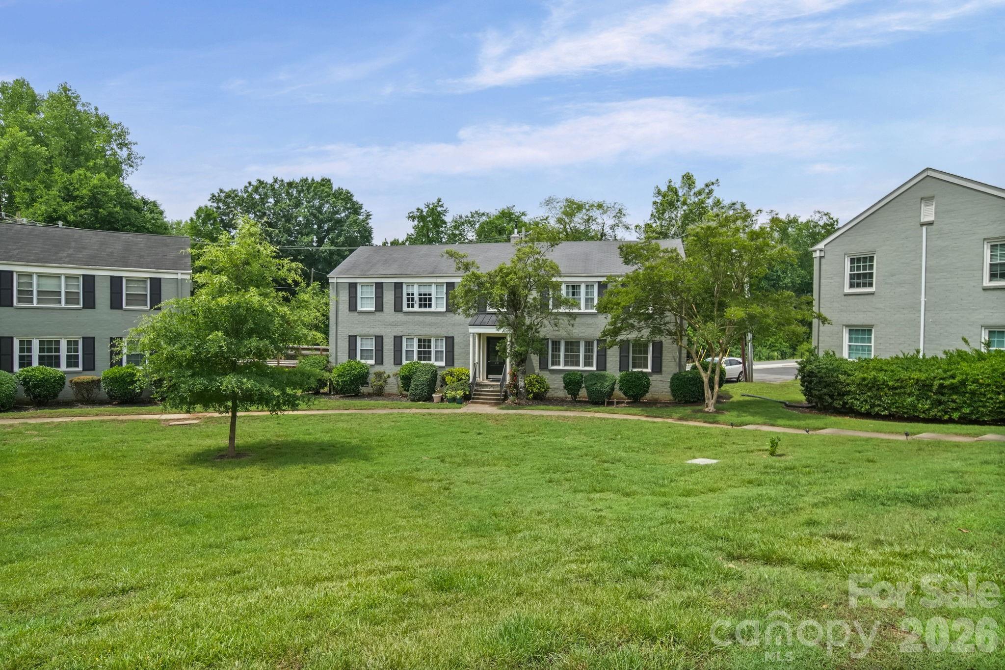 241 Wakefield Drive C Property Photo 15