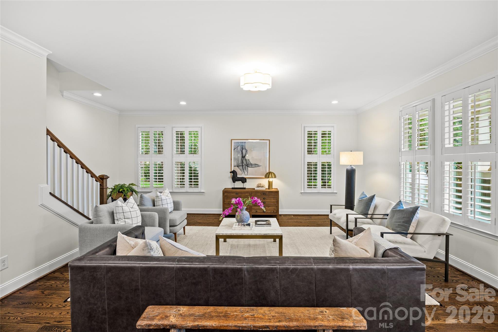 2022 Springdale Avenue Property Photo 8