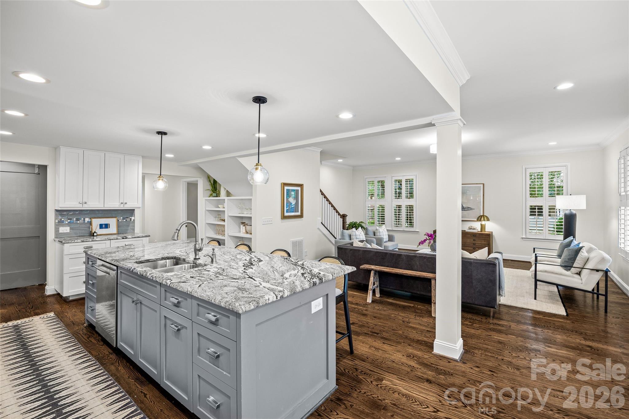 2022 Springdale Avenue Property Photo 16