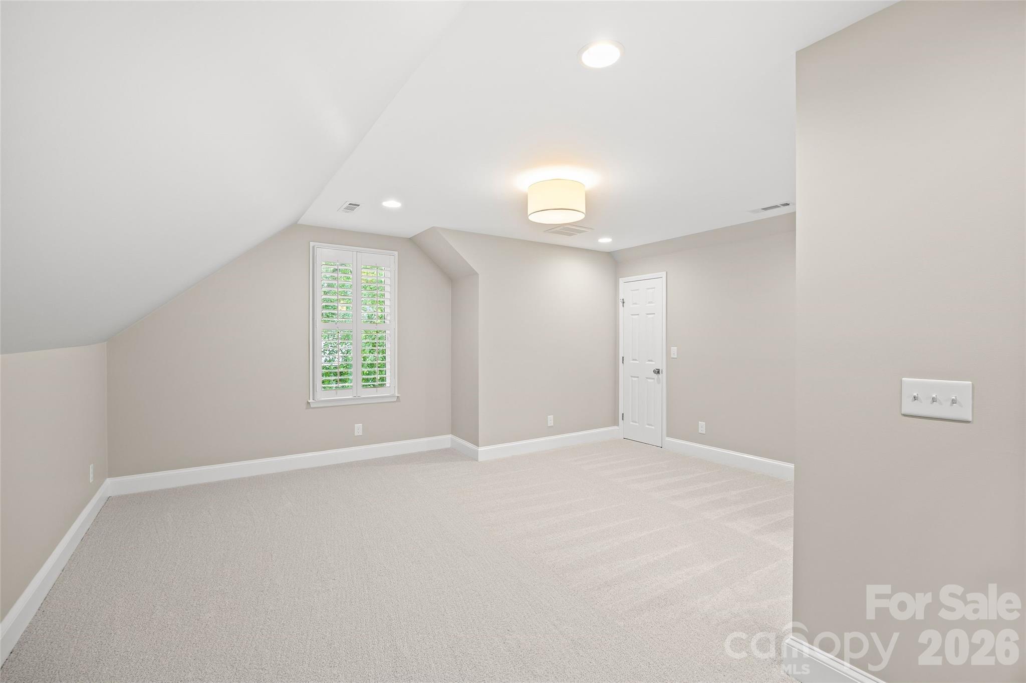 2022 Springdale Avenue Property Photo 31