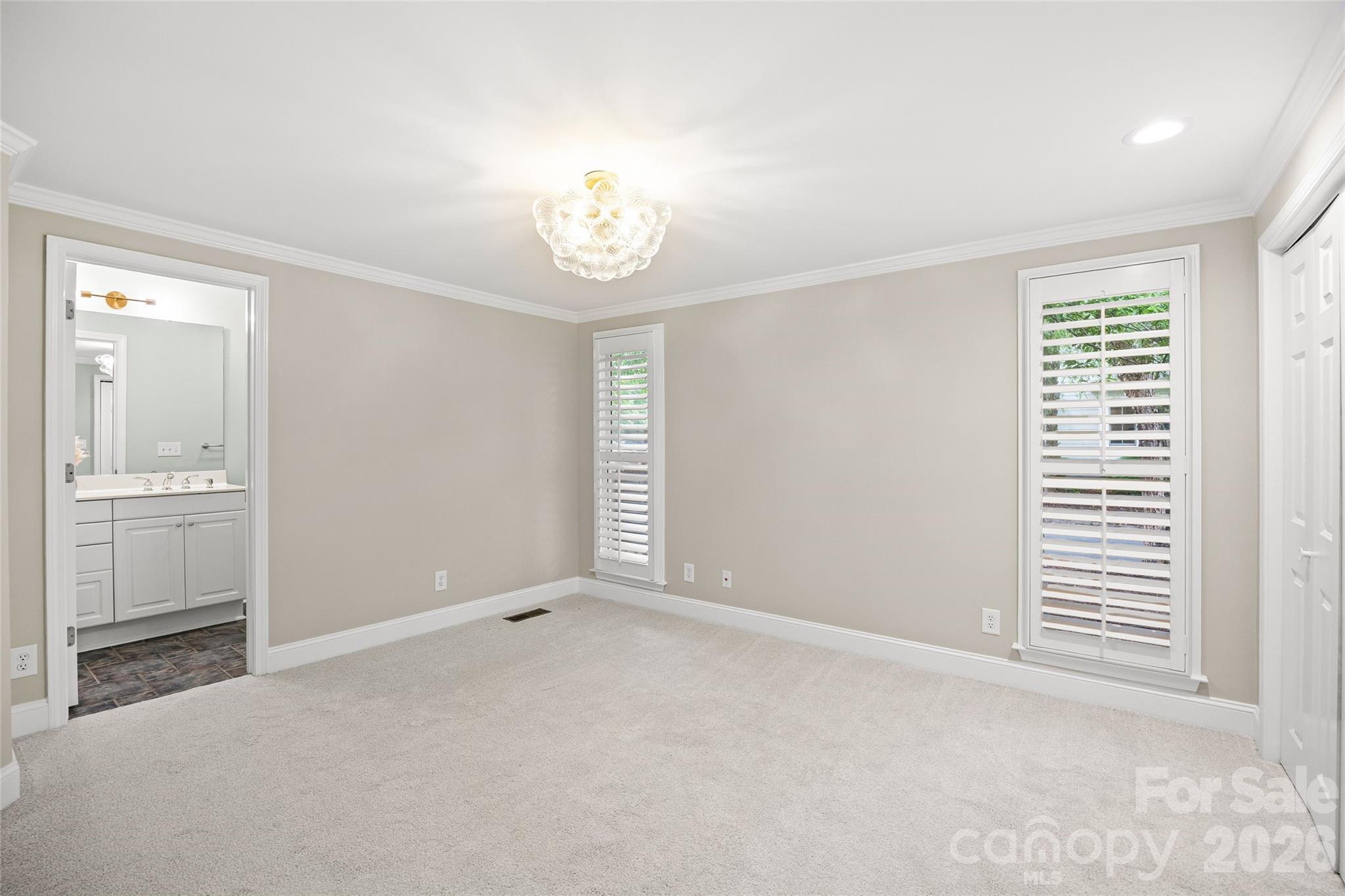 2022 Springdale Avenue Property Photo 36