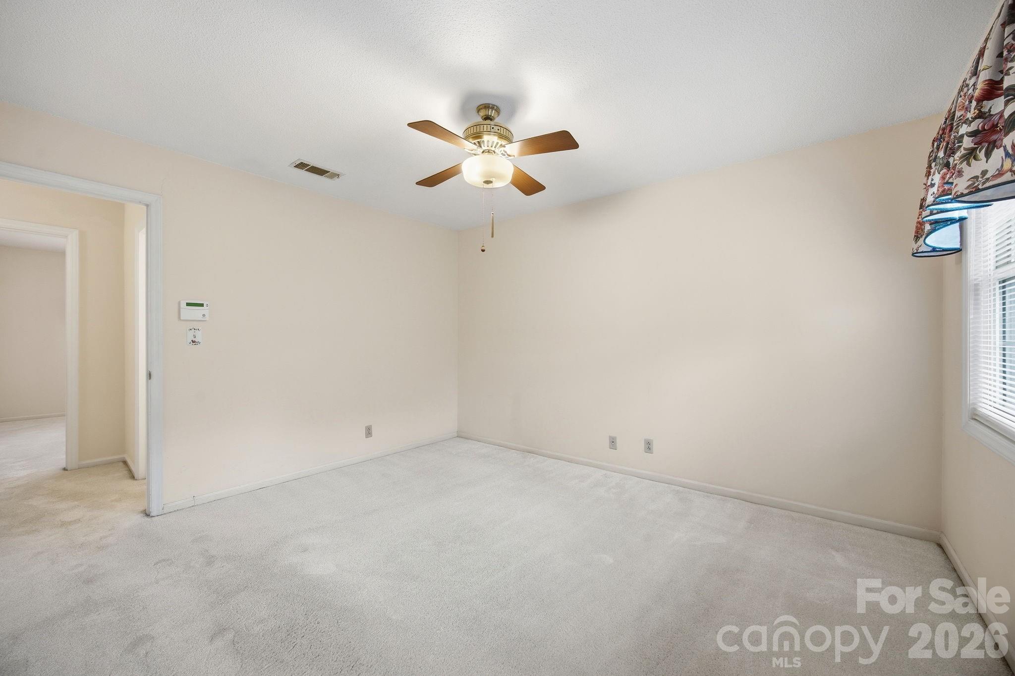 1300 Larchmont Place 411 Property Photo 20