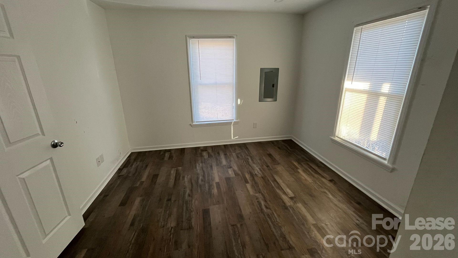 635 Smith Street Property Photo 3