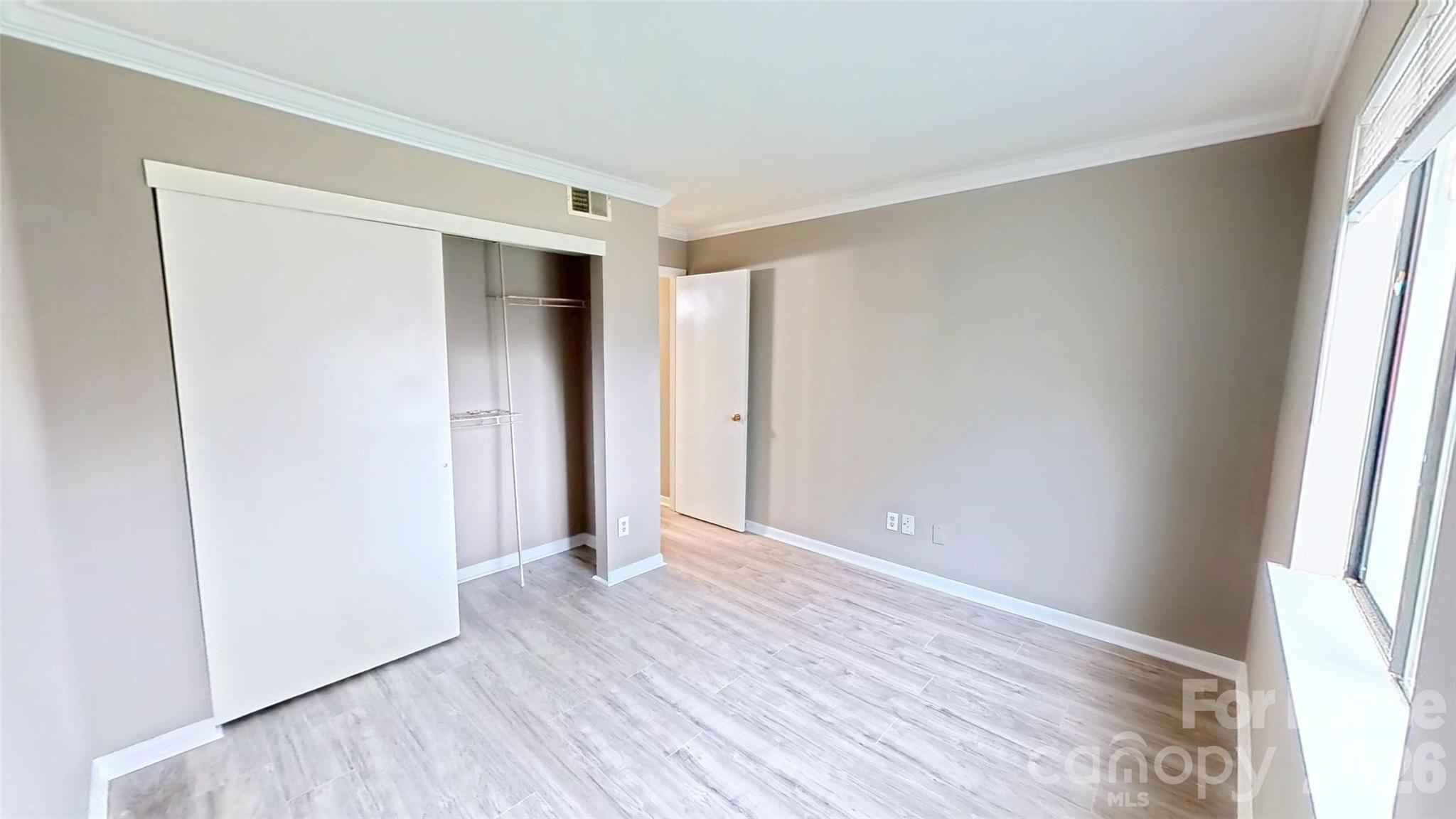 11139 Harrowfield Road Property Photo 6