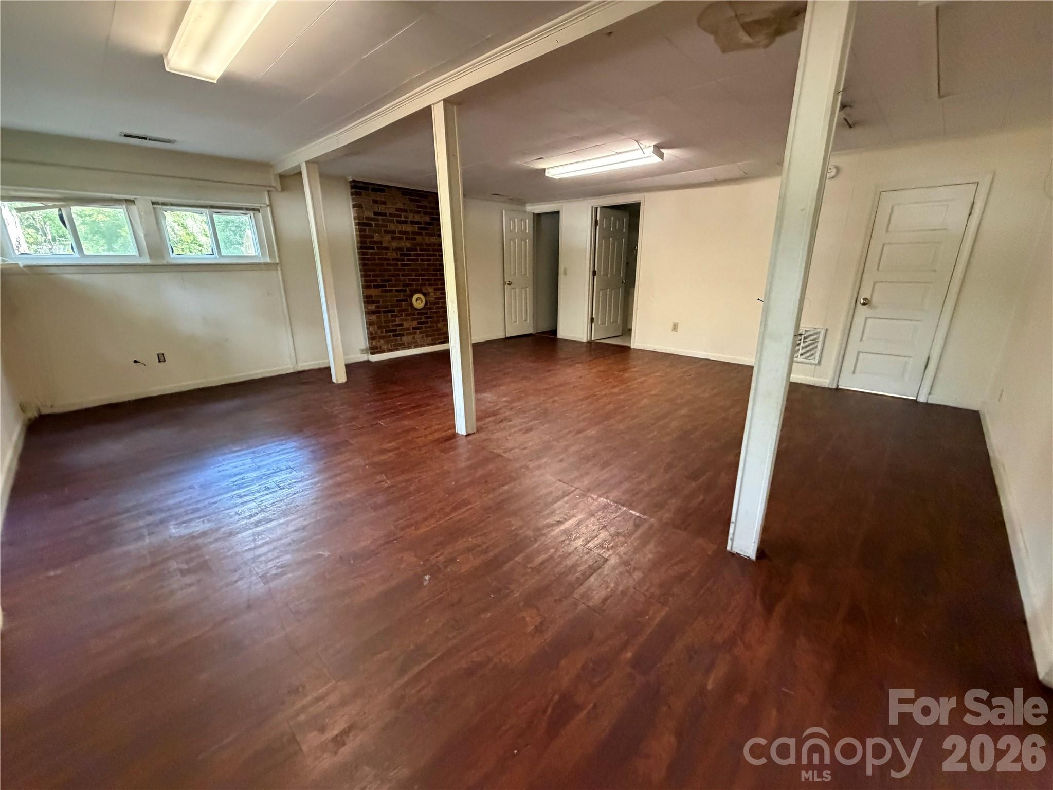 108 Fairview Street Property Photo 6