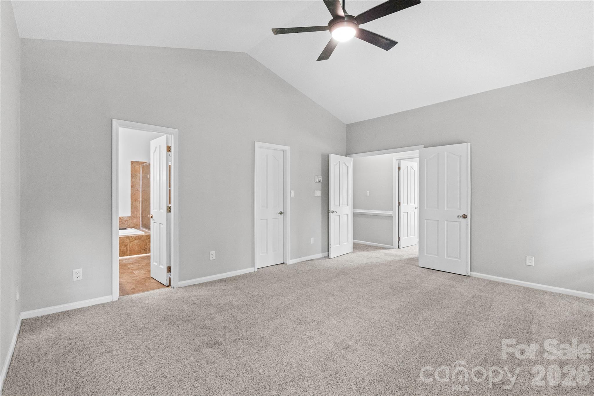 2001 Colony Hill Drive Property Photo 12