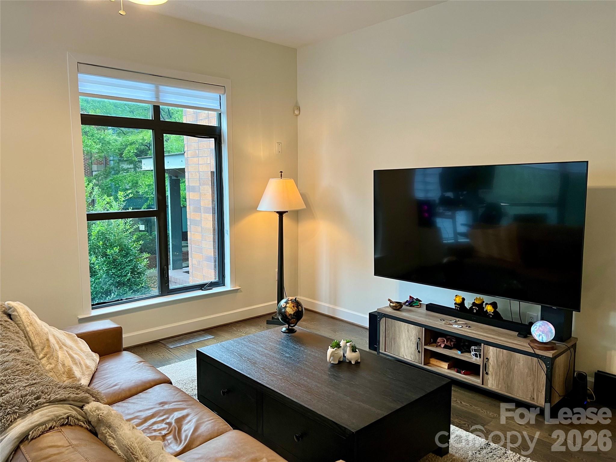 663 E 10th Street Property Photo 13