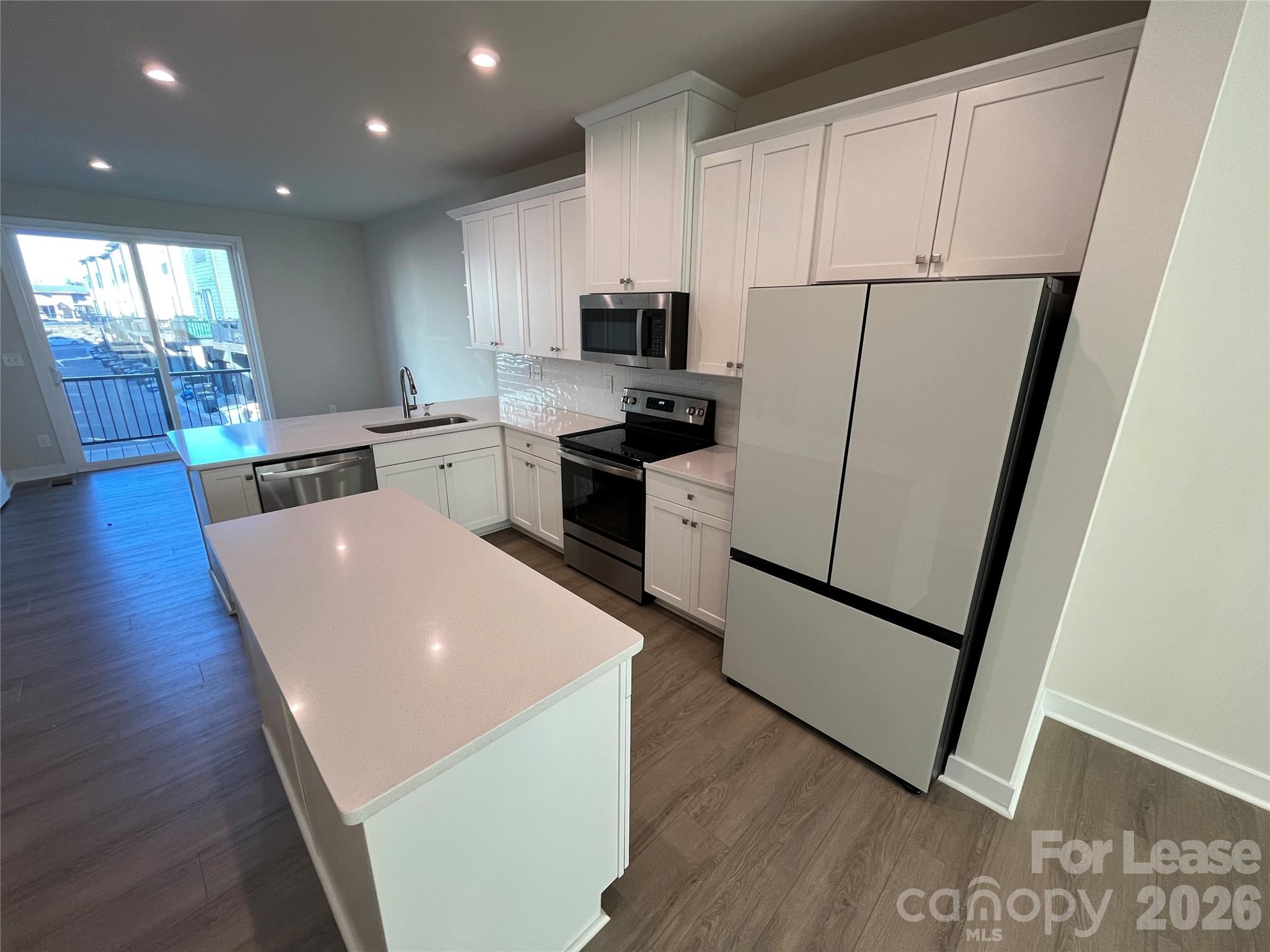 4730 Chastain Avenue Property Photo 7