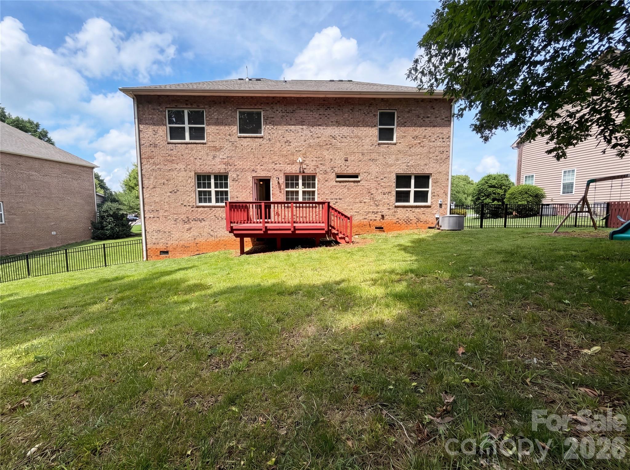 2115 Eskridge Terrace Property Photo 5