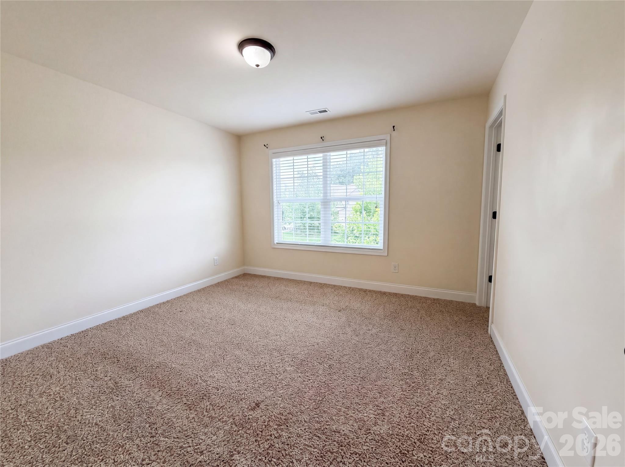 2115 Eskridge Terrace Property Photo 14